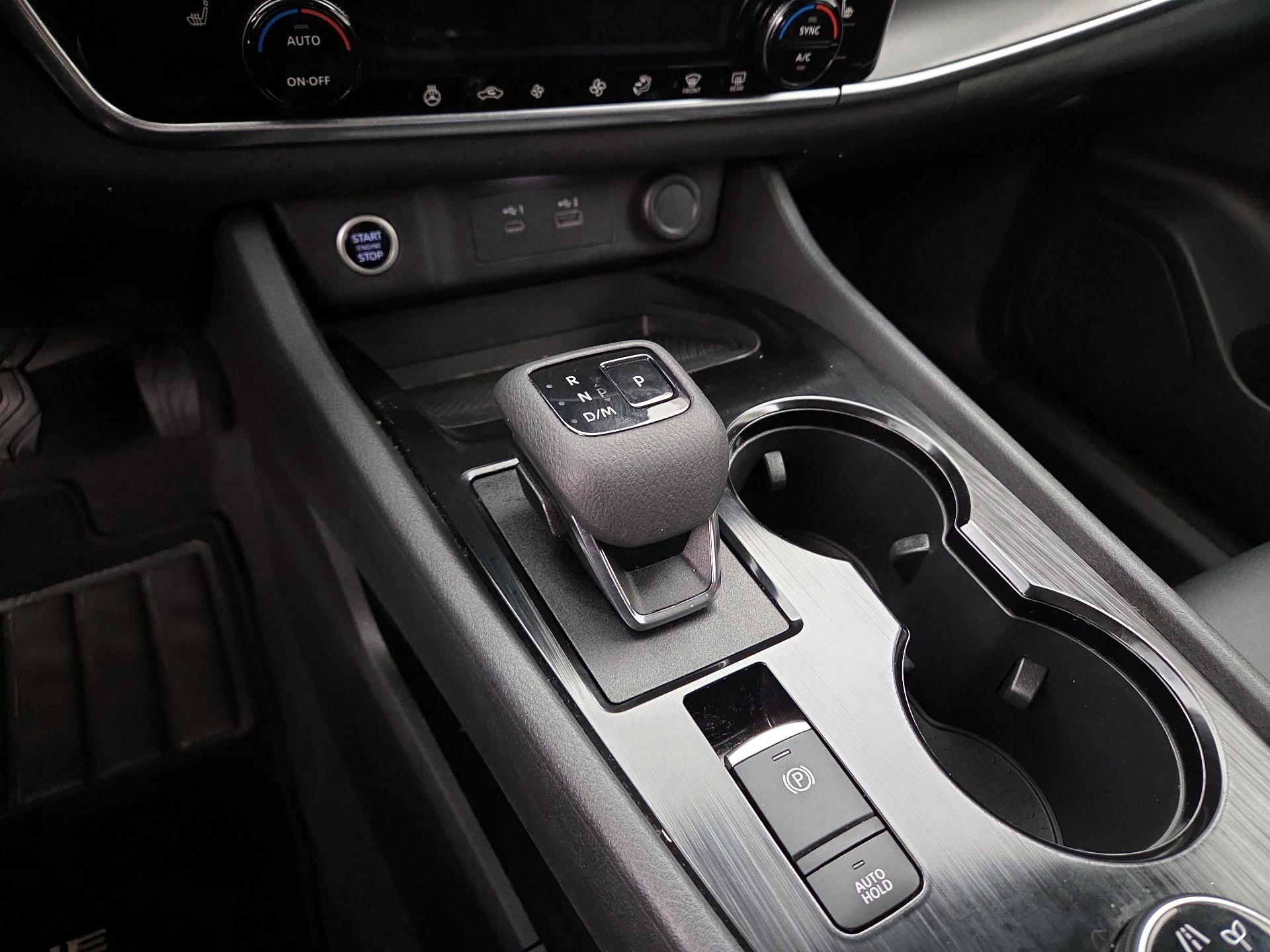 Thumbnail: 2022 Nissan Rogue - 17