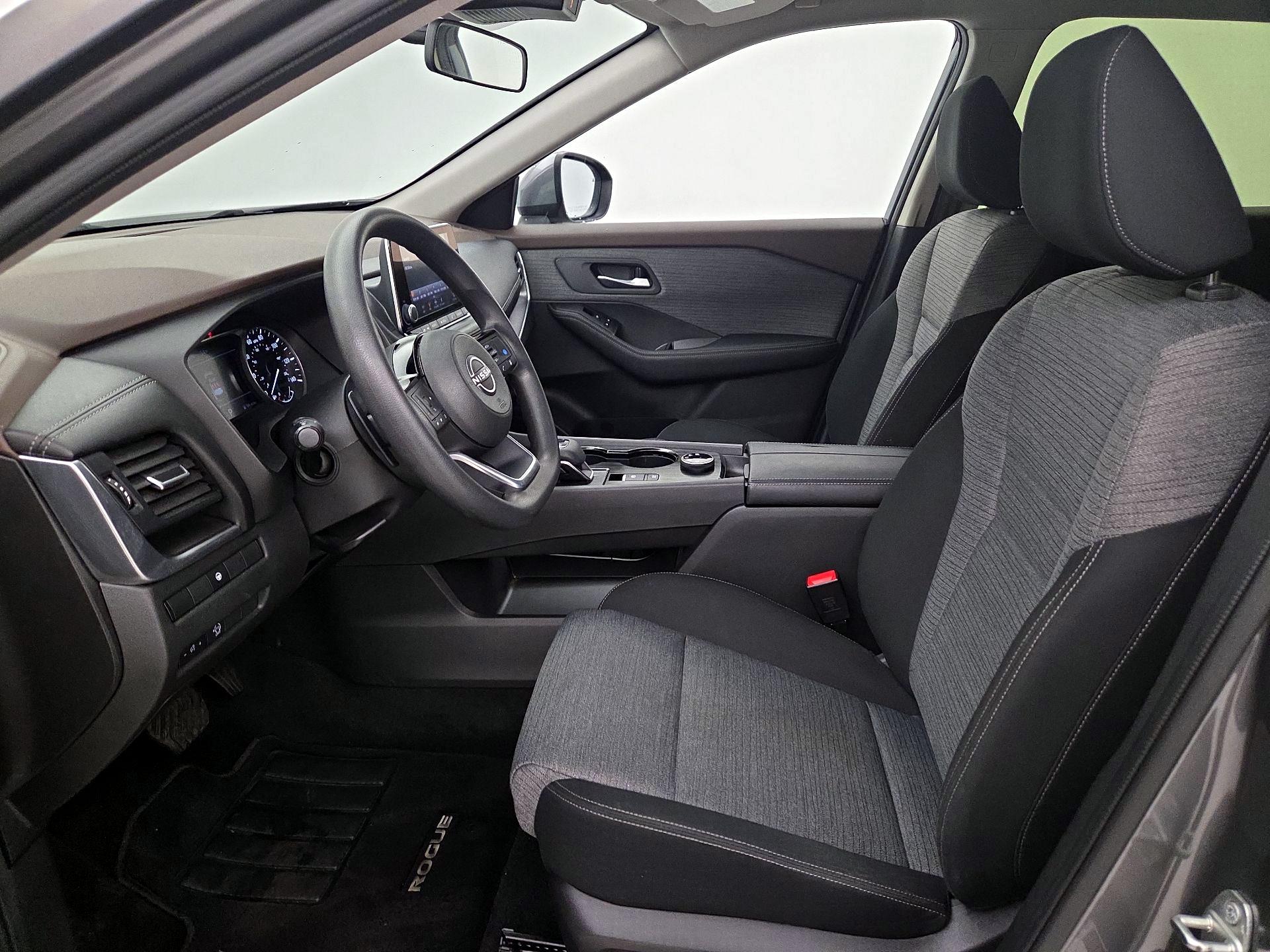 Thumbnail: 2023 Nissan Rogue - 11