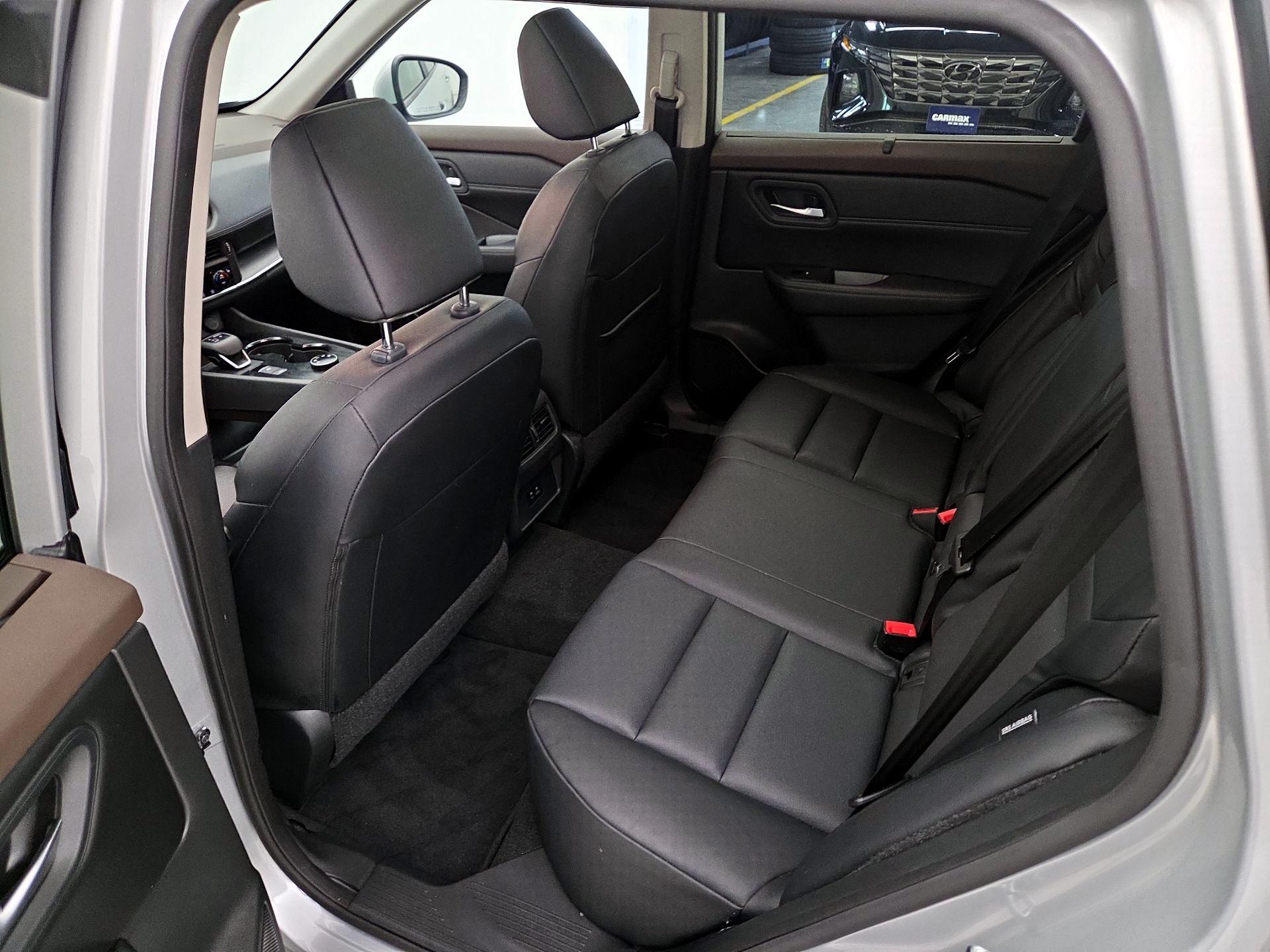 Thumbnail: 2023 Nissan Rogue - 20