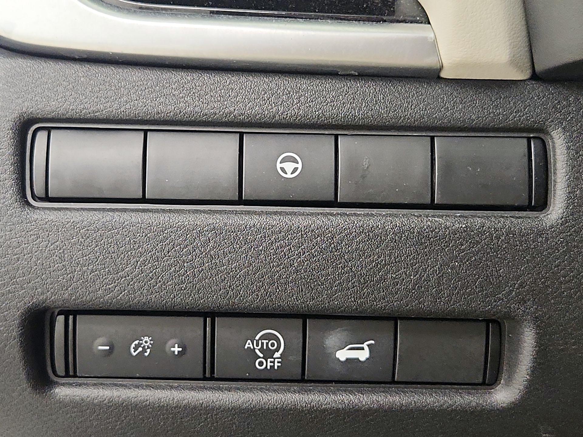 Thumbnail: 2023 Nissan Rogue - 13