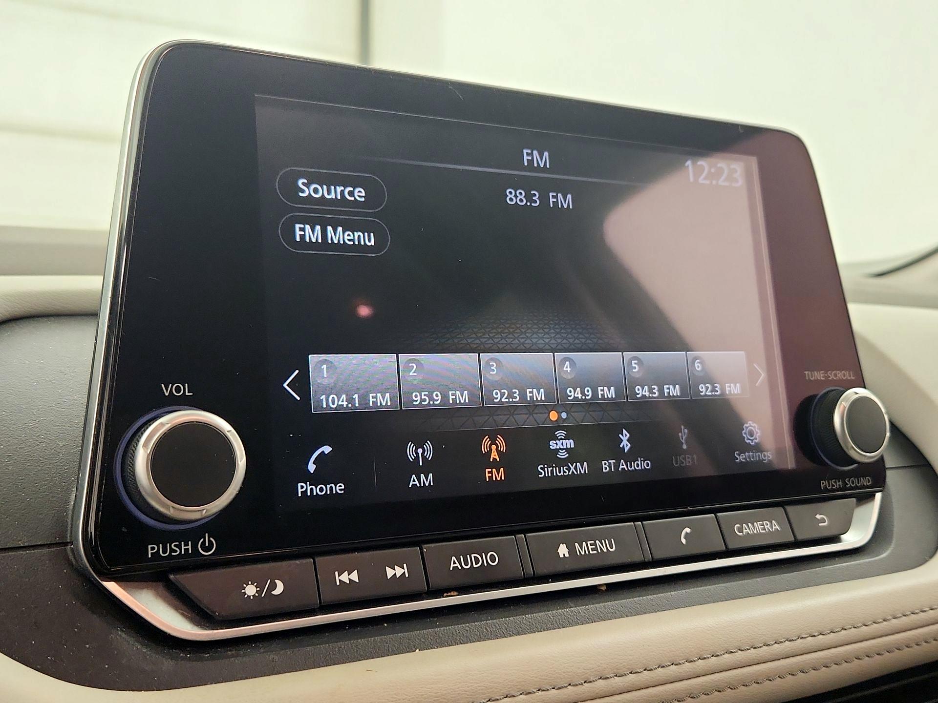 Thumbnail: 2023 Nissan Rogue - 15