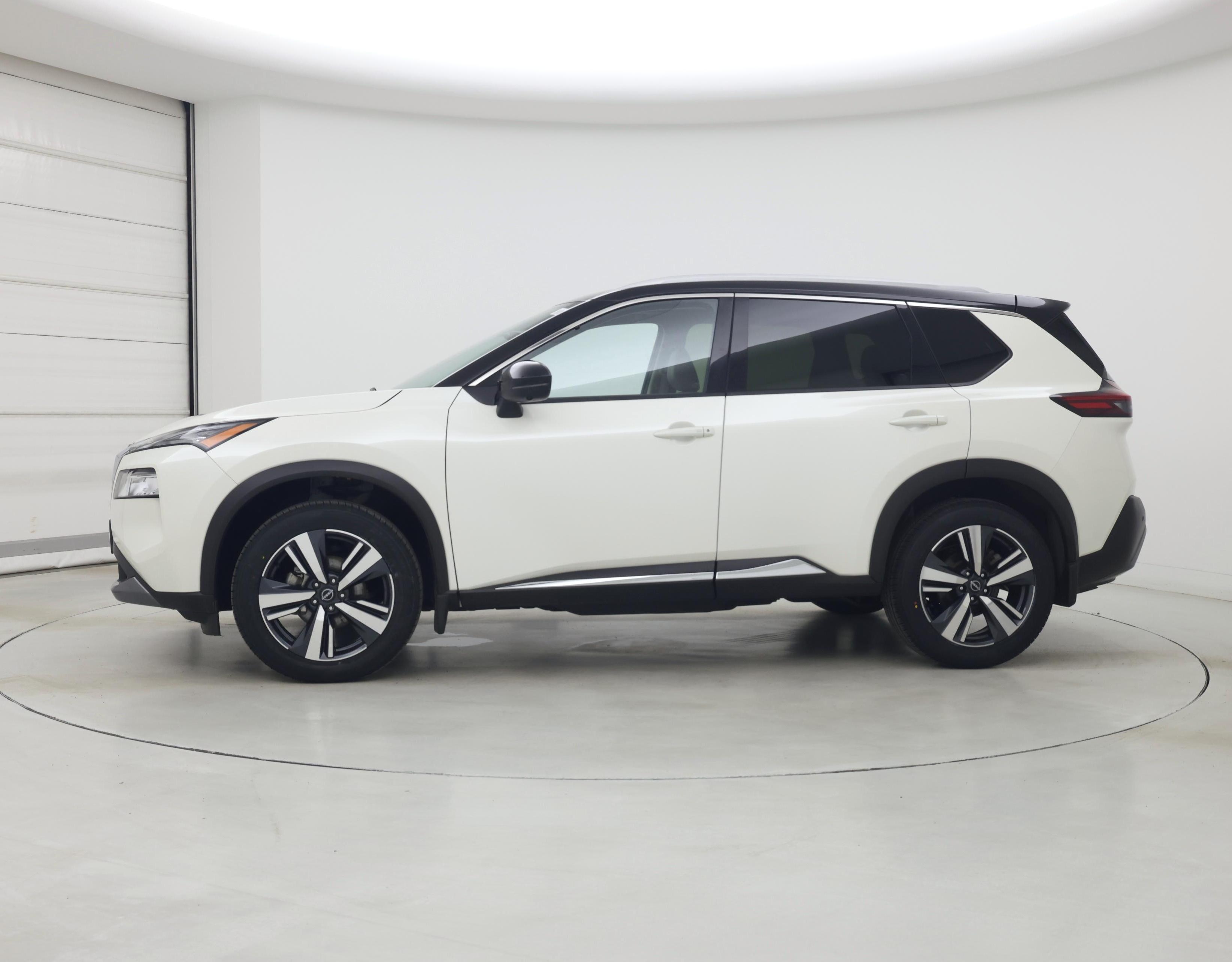 Thumbnail: 2023 Nissan Rogue - 3