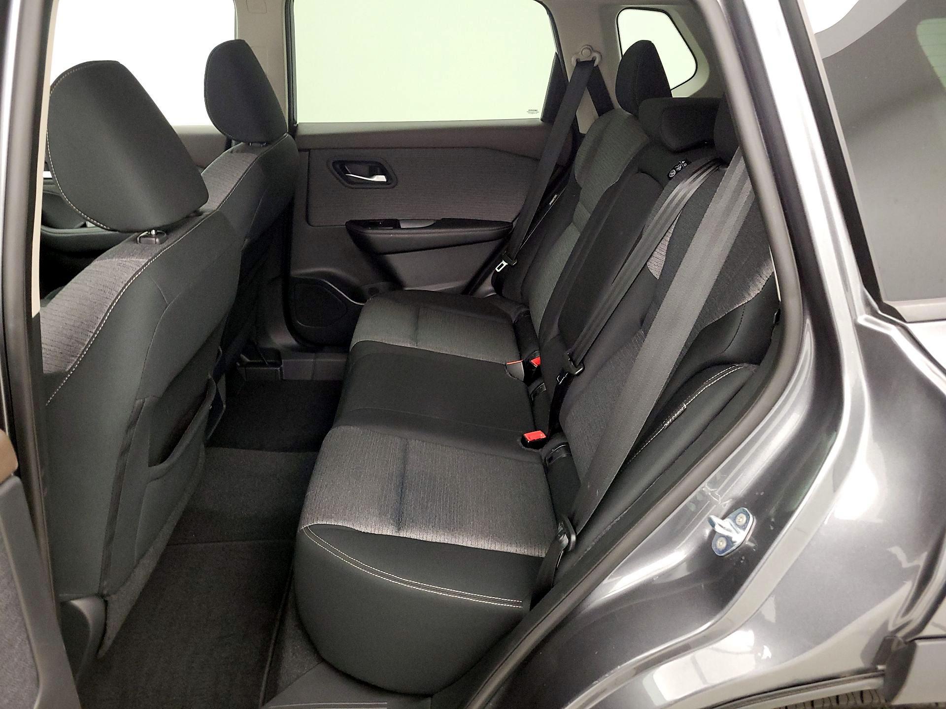 Thumbnail: 2022 Nissan Rogue - 18