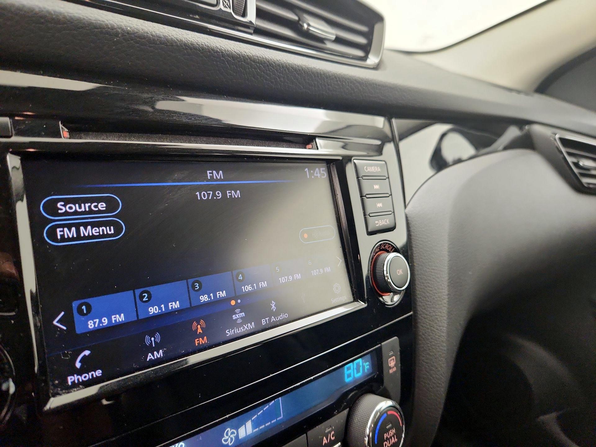 Thumbnail: 2022 Nissan Rogue Sport - 16