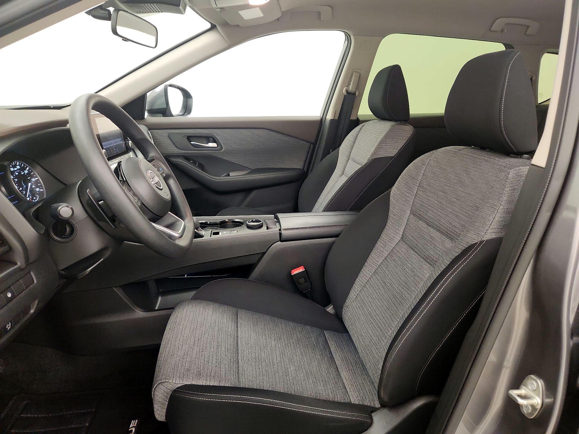 Thumbnail: 2023 Nissan Rogue - 11