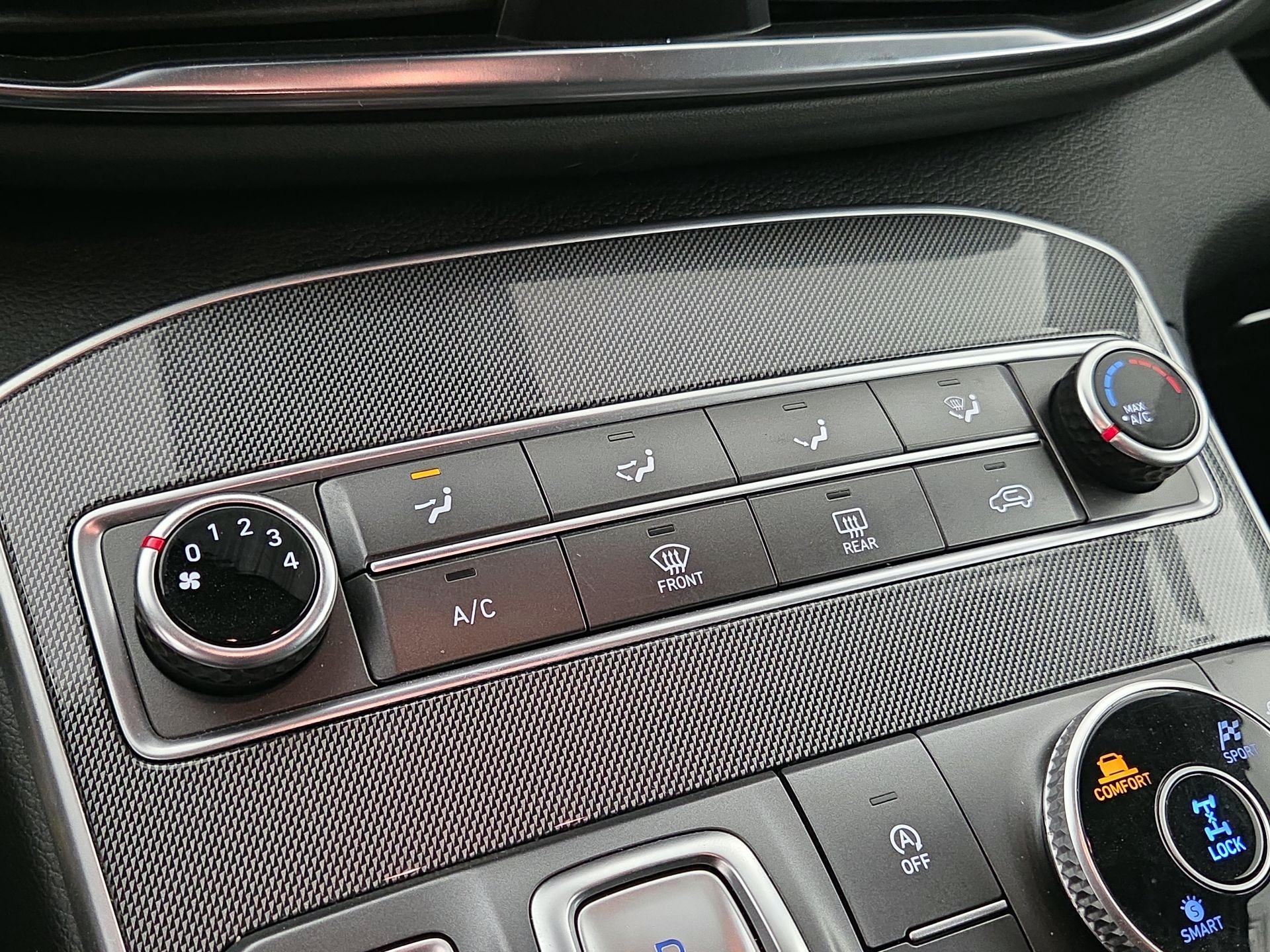 Thumbnail: 2023 Hyundai Santa Fe - 16