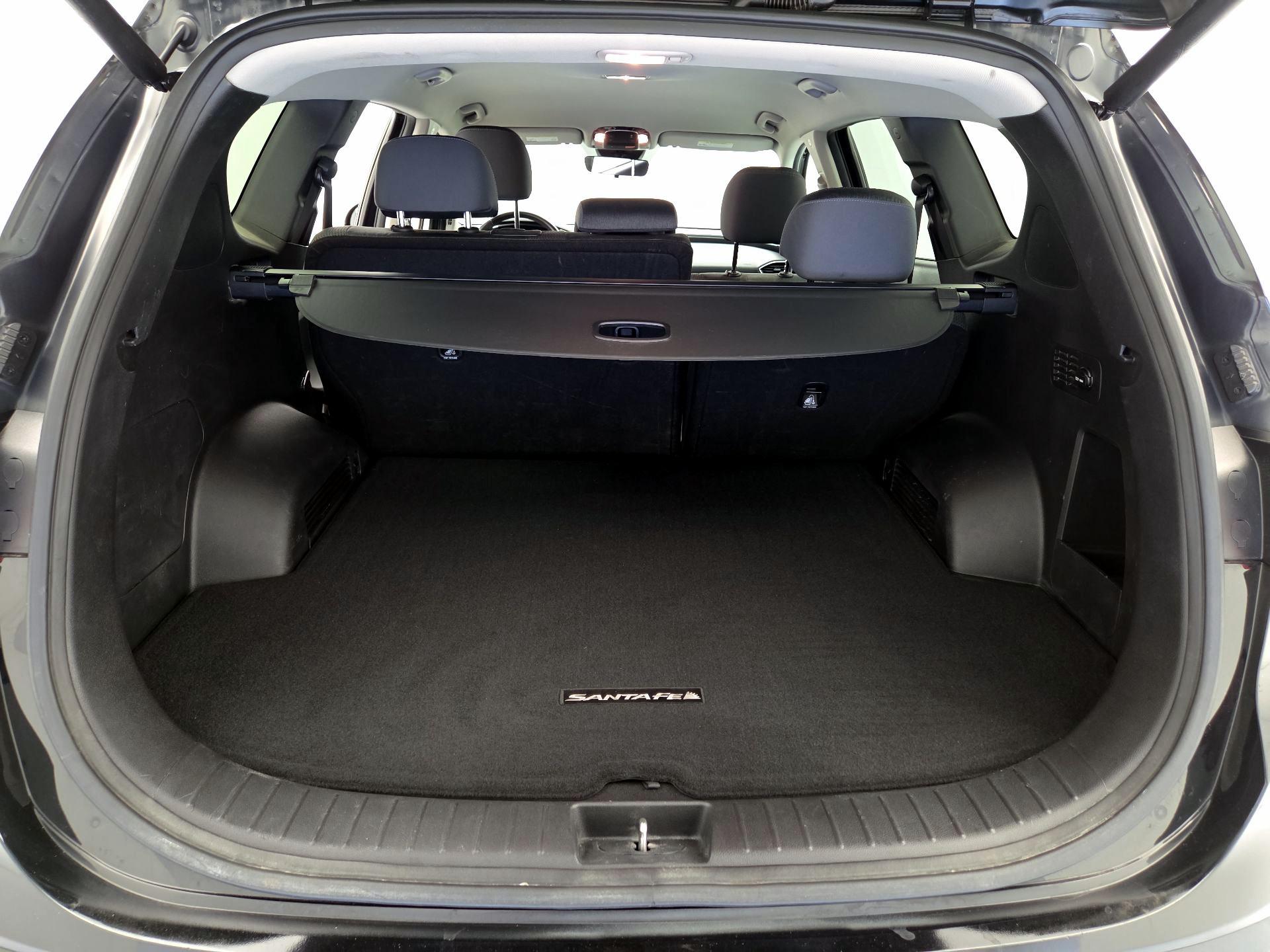 Thumbnail: 2023 Hyundai Santa Fe - 20