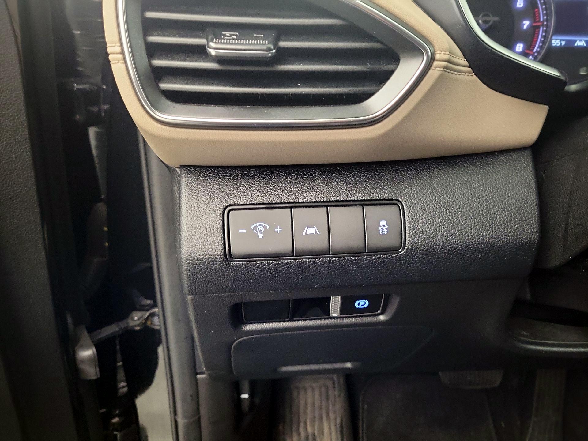 Thumbnail: 2023 Hyundai Santa Fe - 11