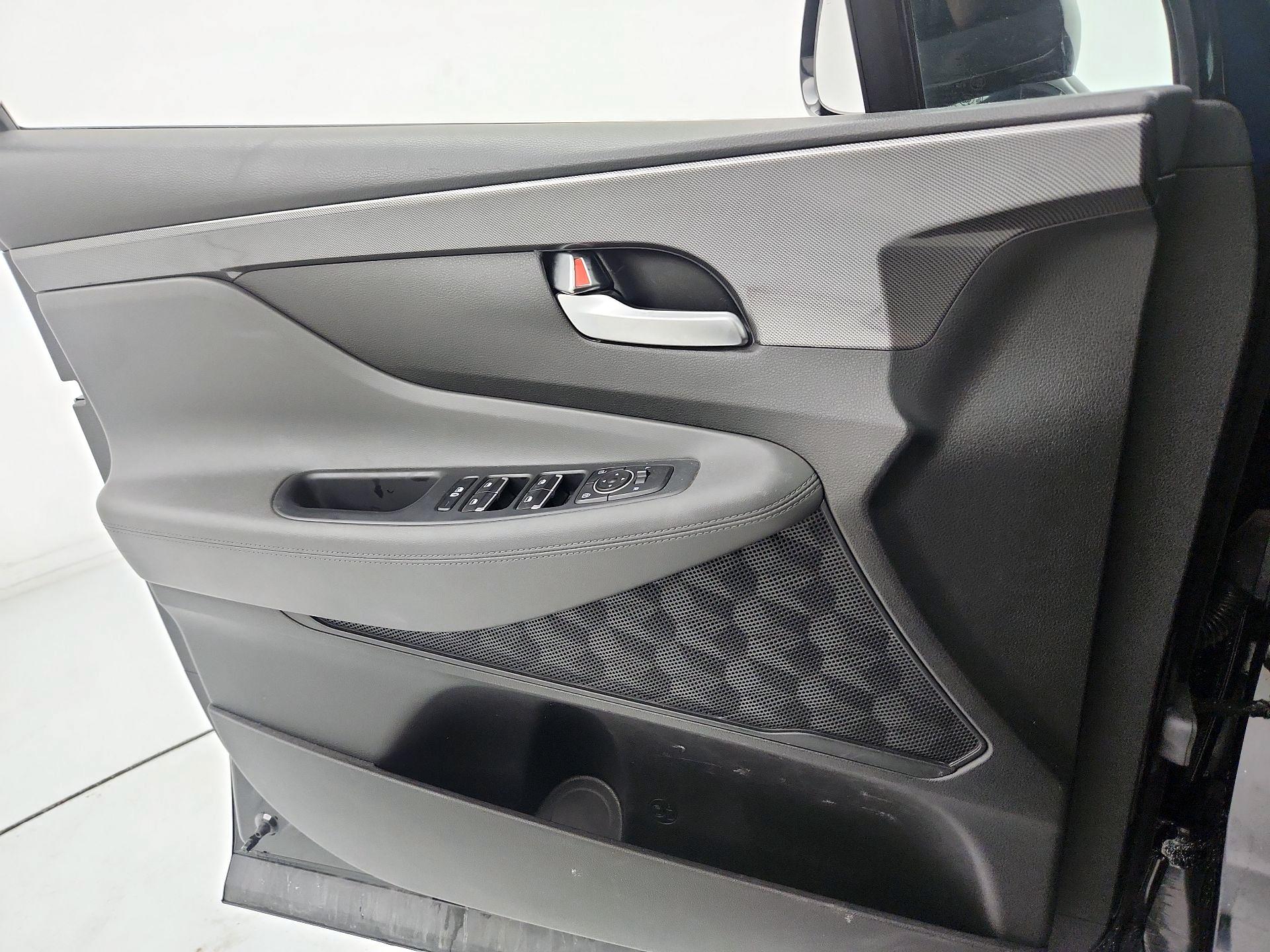 Thumbnail: 2023 Hyundai Santa Fe - 12