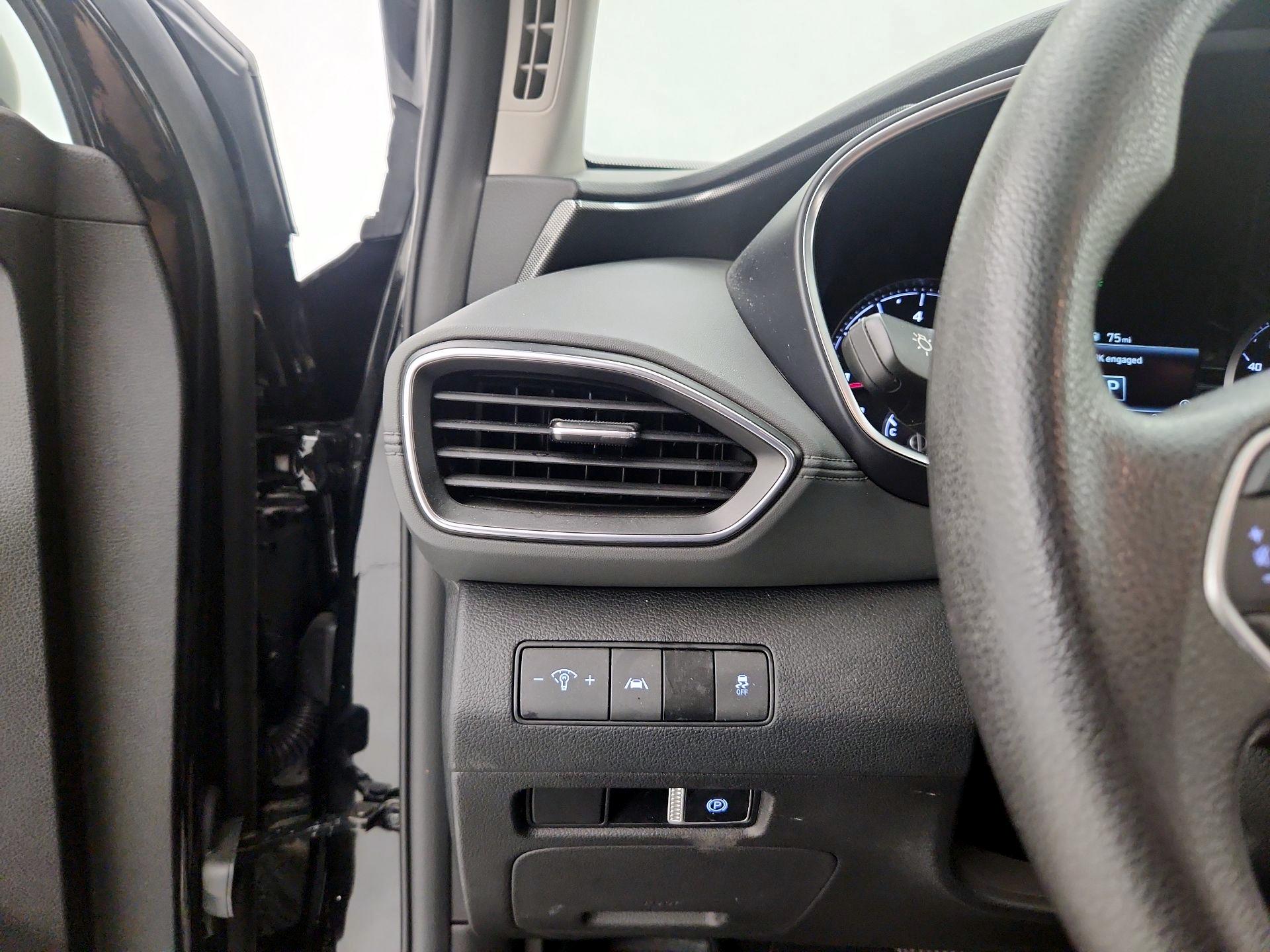 Thumbnail: 2023 Hyundai Santa Fe - 13