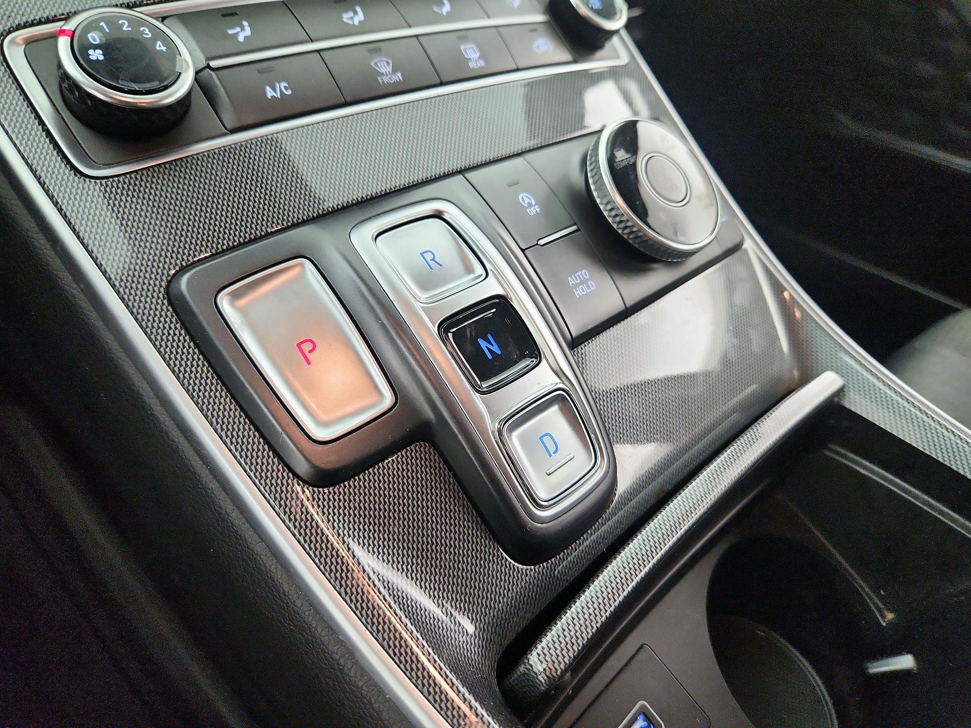 Thumbnail: 2023 Hyundai Santa Fe - 17