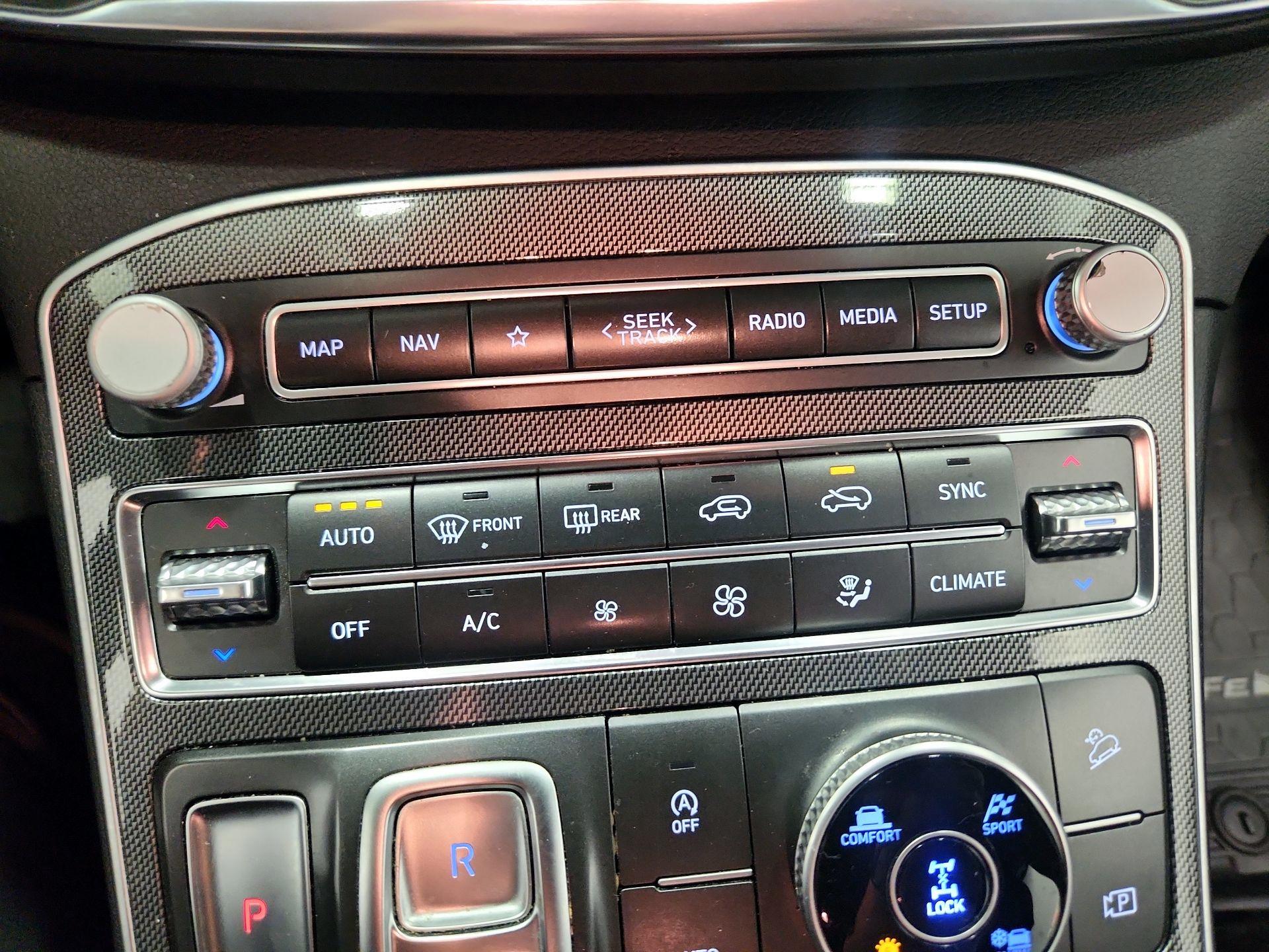 Thumbnail: 2023 Hyundai Santa Fe - 17