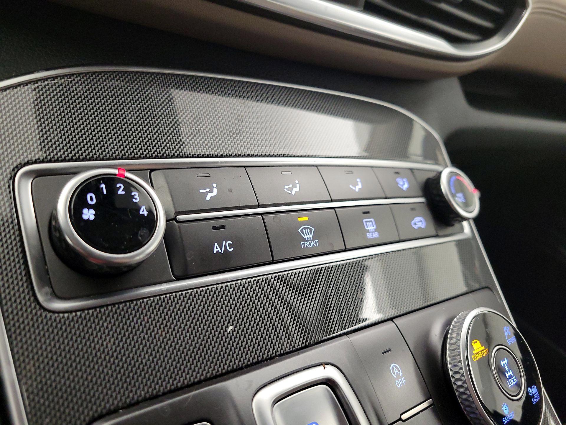 Thumbnail: 2022 Hyundai Santa Fe - 16