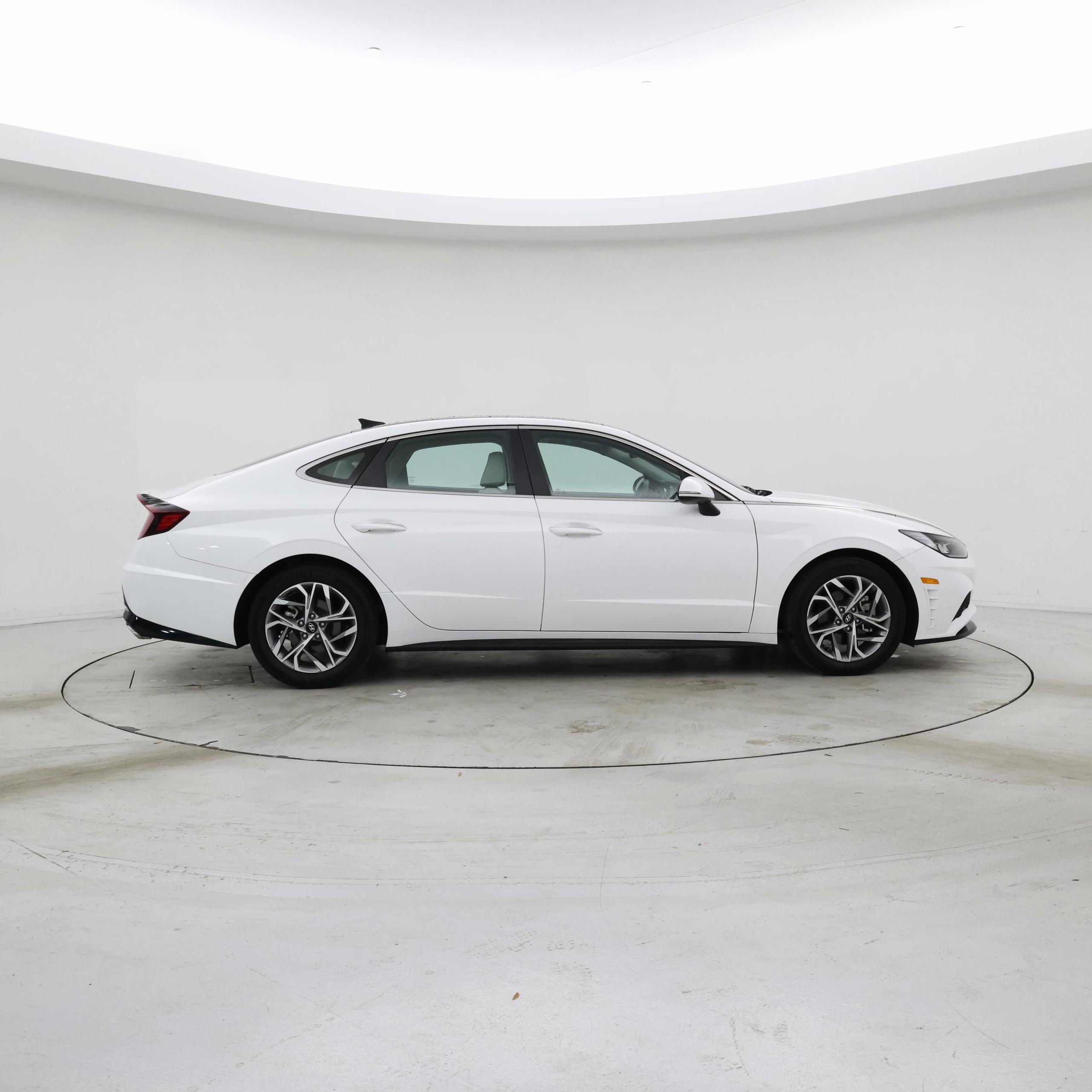 Thumbnail: 2023 Hyundai Sonata - 7