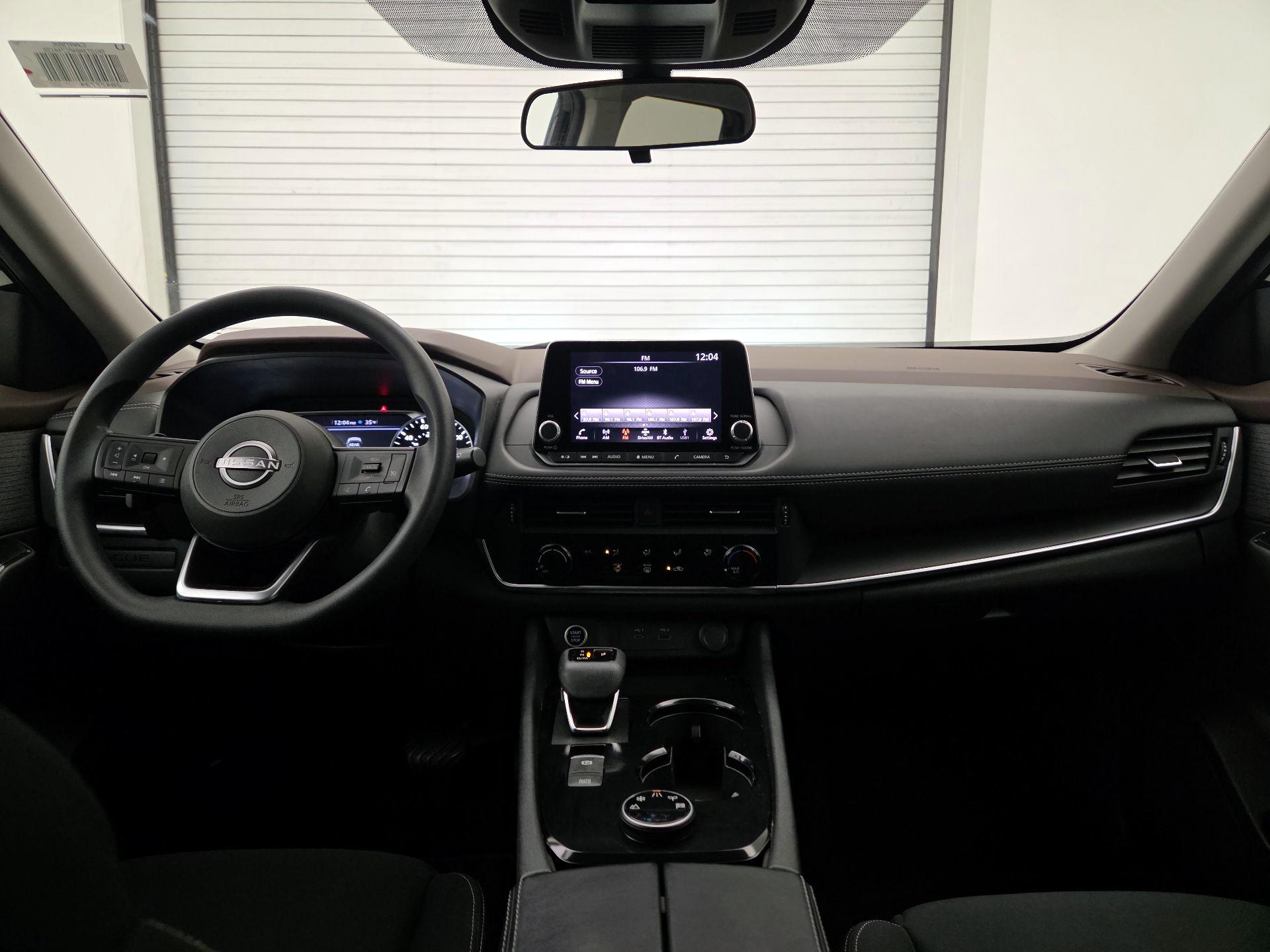 Thumbnail: 2023 Nissan Rogue - 9