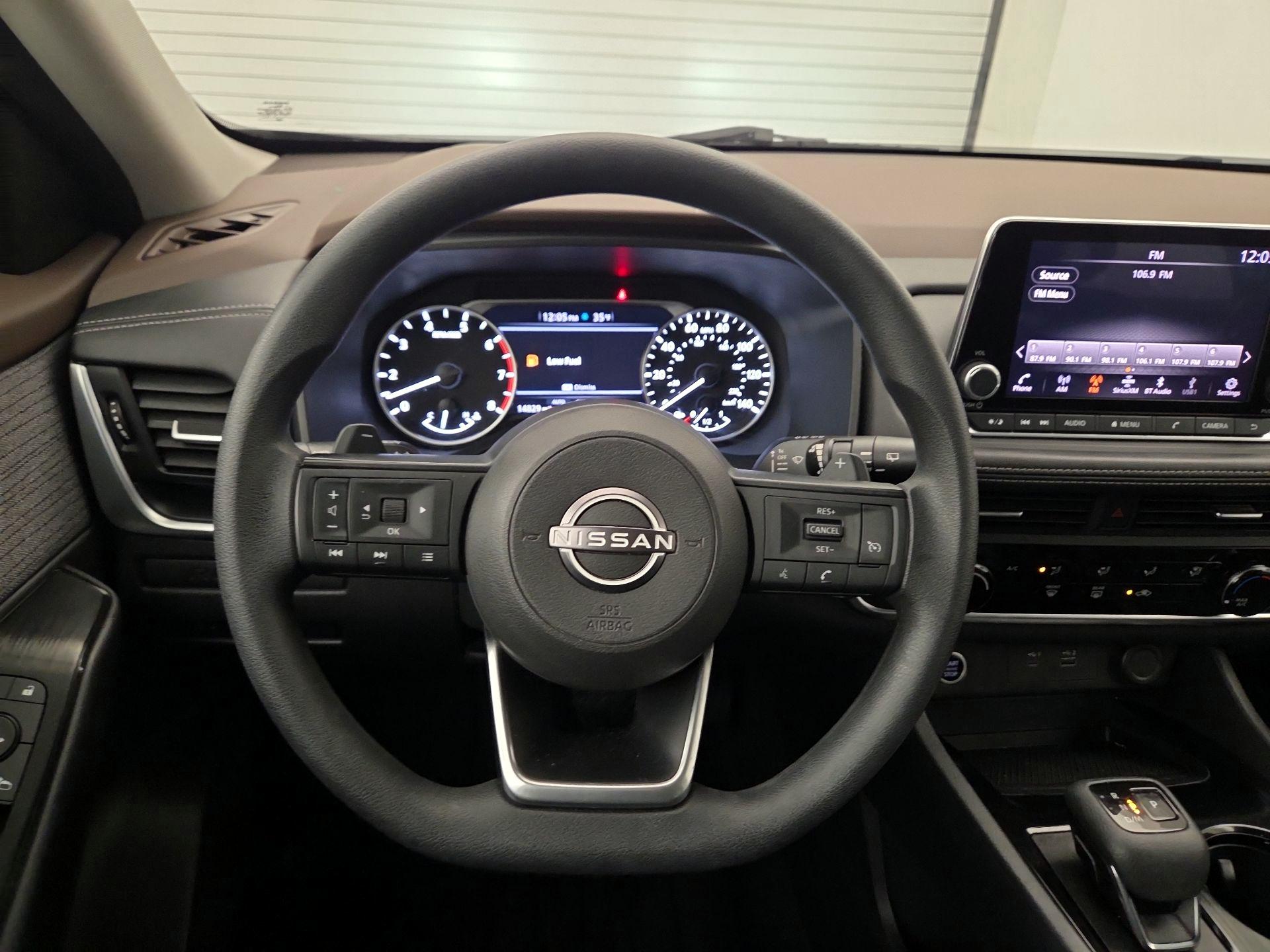 Thumbnail: 2023 Nissan Rogue - 10