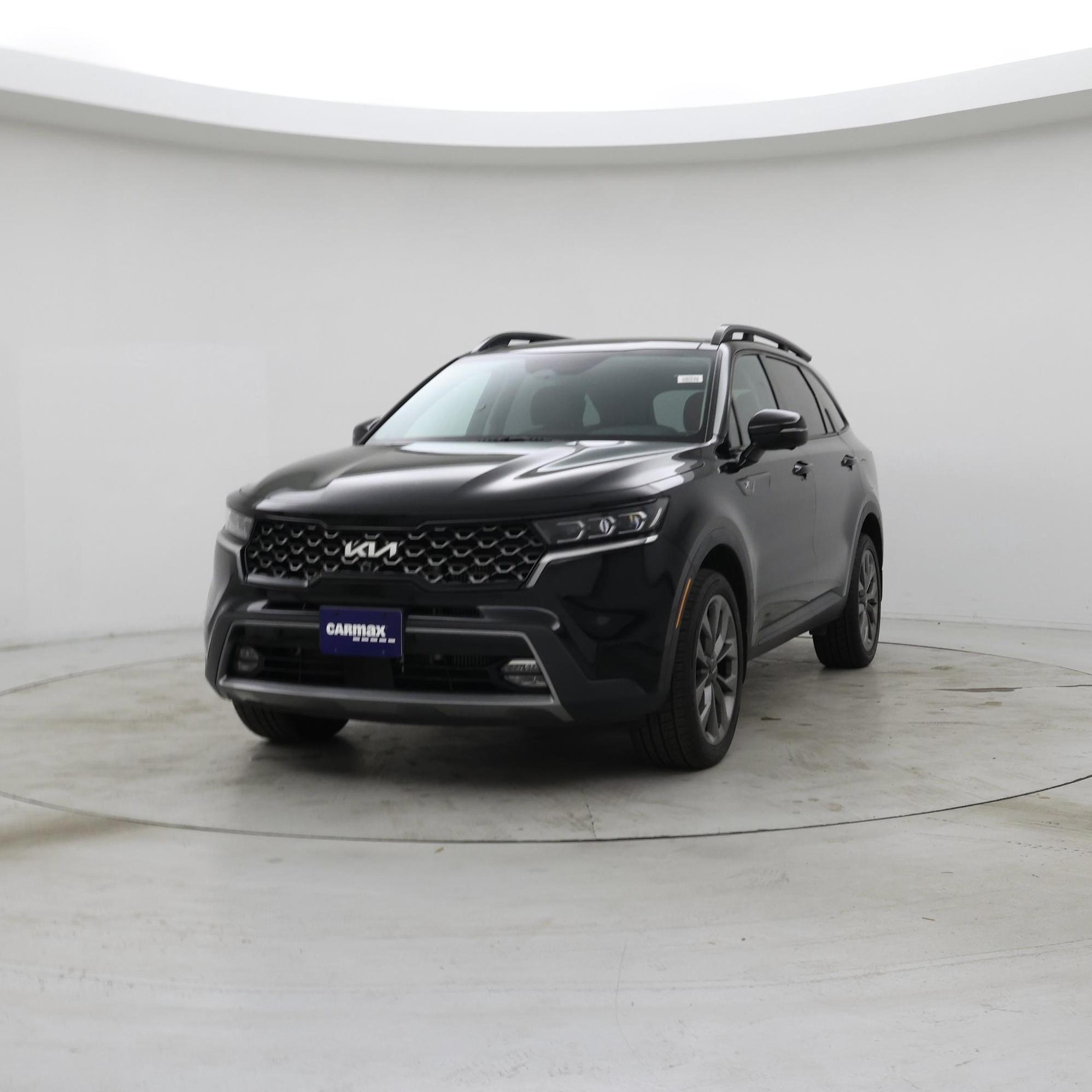 Thumbnail: 2023 Kia Sorento - 4