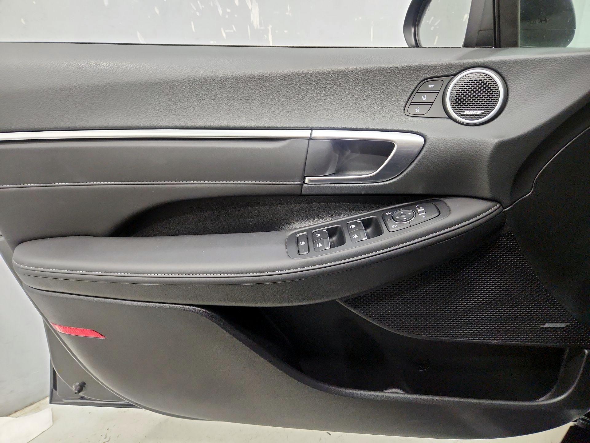 Thumbnail: 2023 Hyundai Sonata - 12