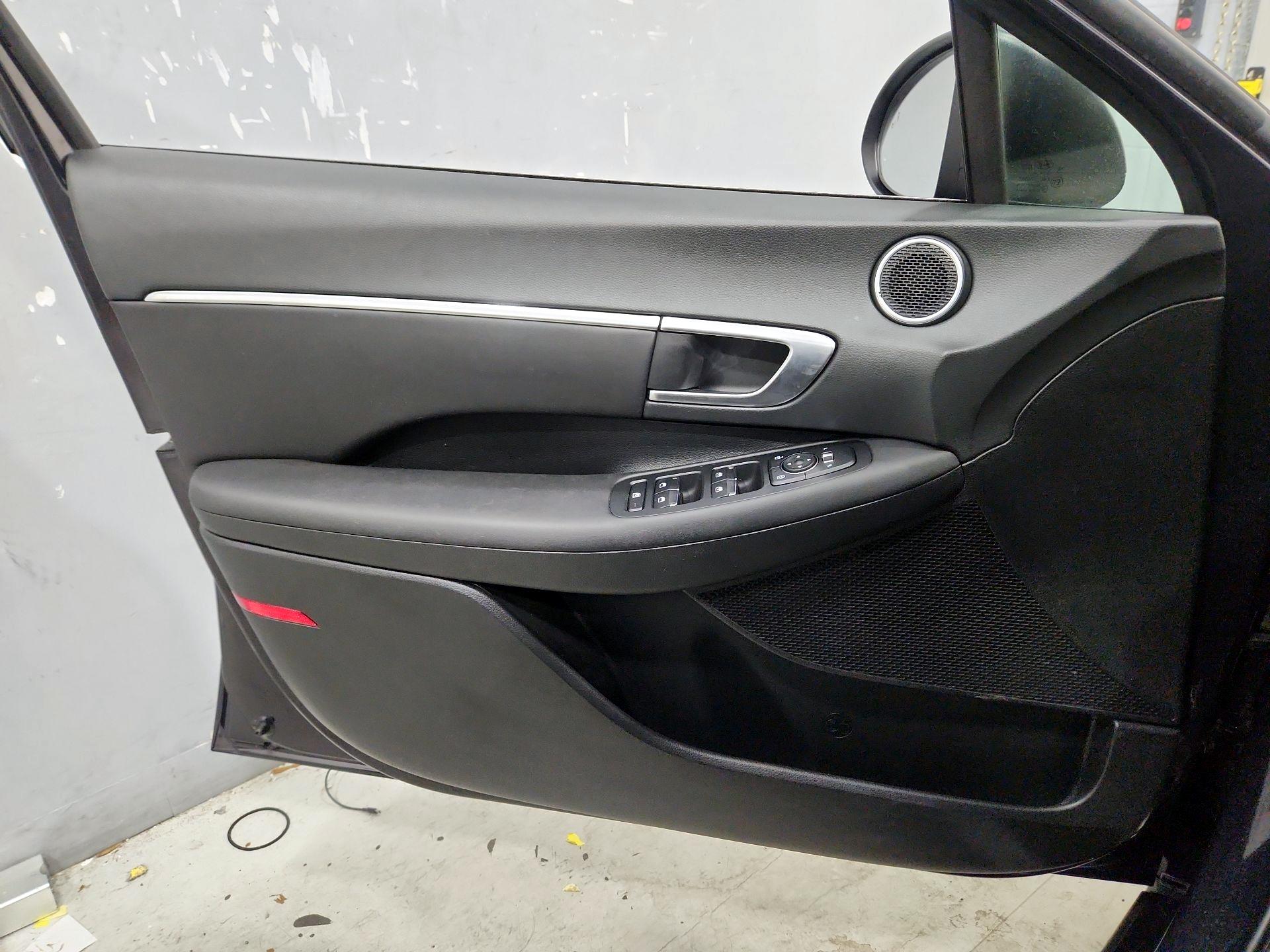 Thumbnail: 2023 Hyundai Sonata - 12