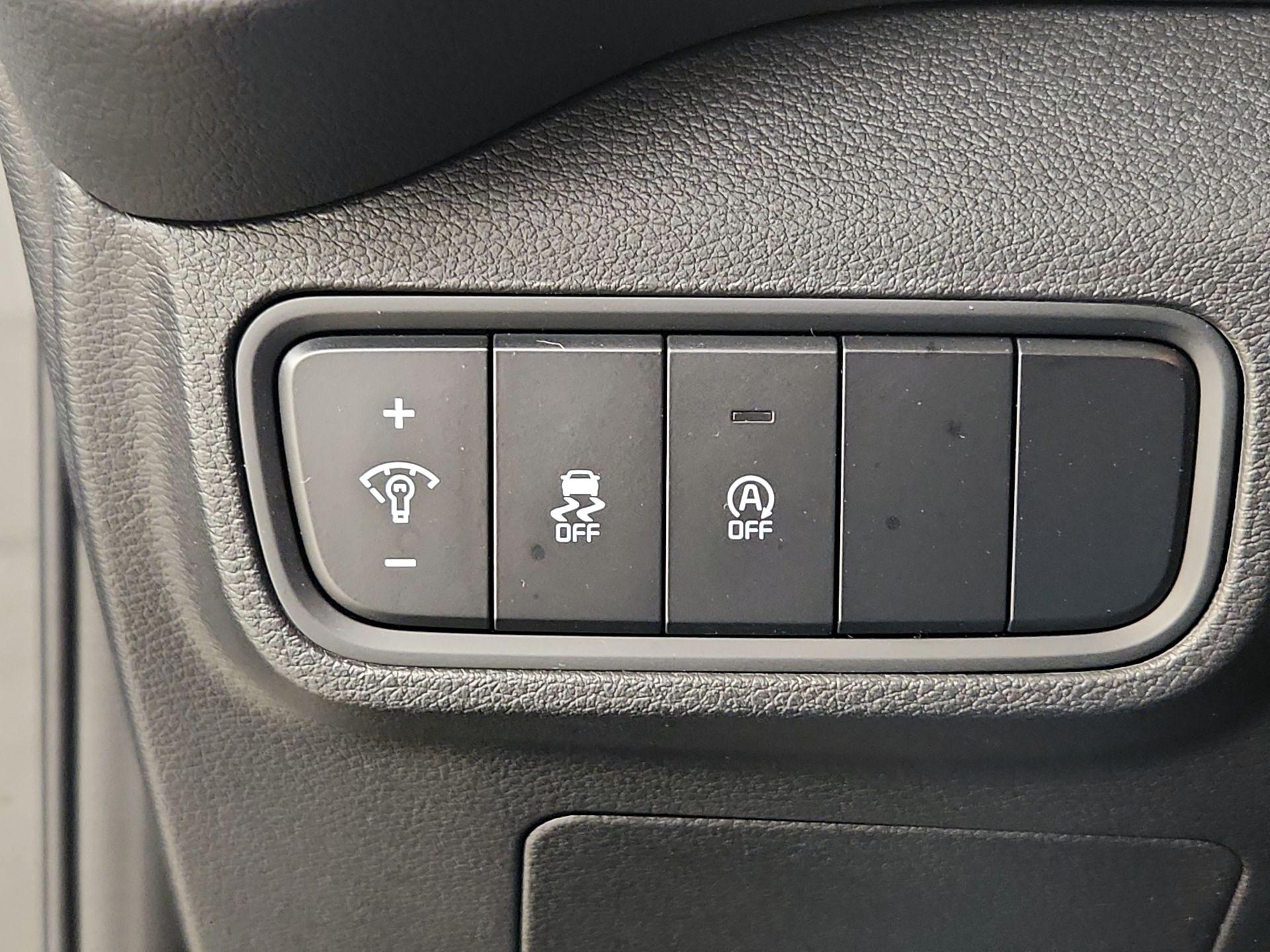 Thumbnail: 2023 Kia Soul - 13