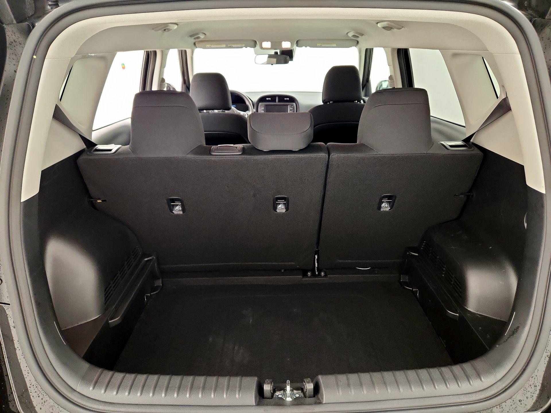 Thumbnail: 2023 Kia Soul - 20