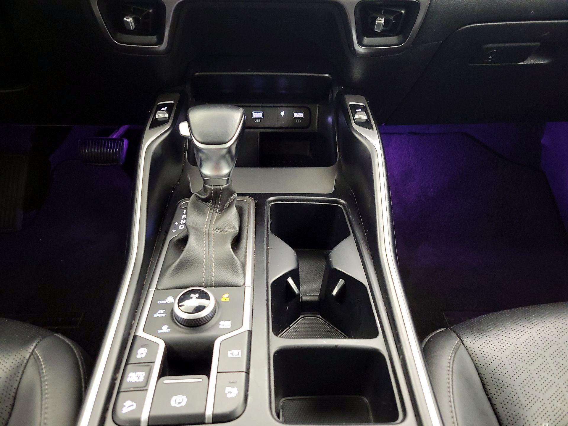 Thumbnail: 2022 Kia Sorento - 18