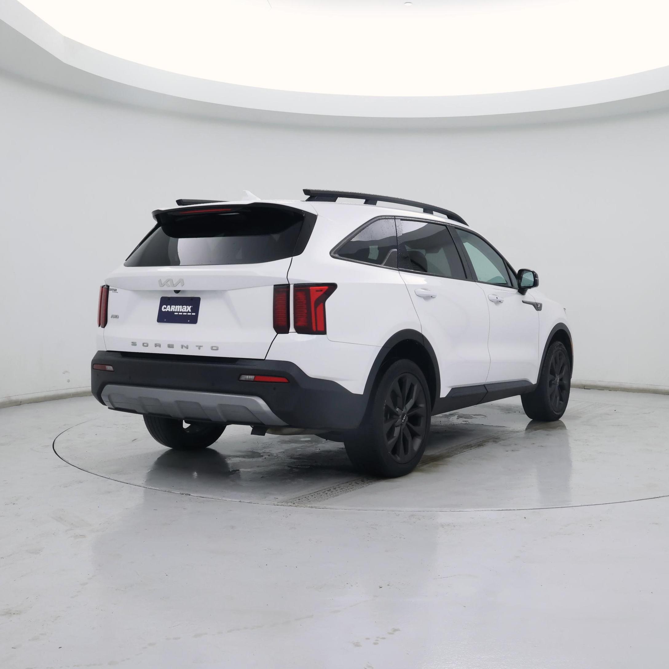 Thumbnail: 2022 Kia Sorento - 8