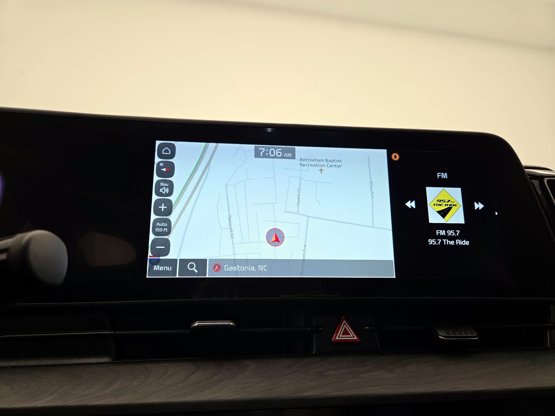 Thumbnail: 2023 Kia Sportage - 14