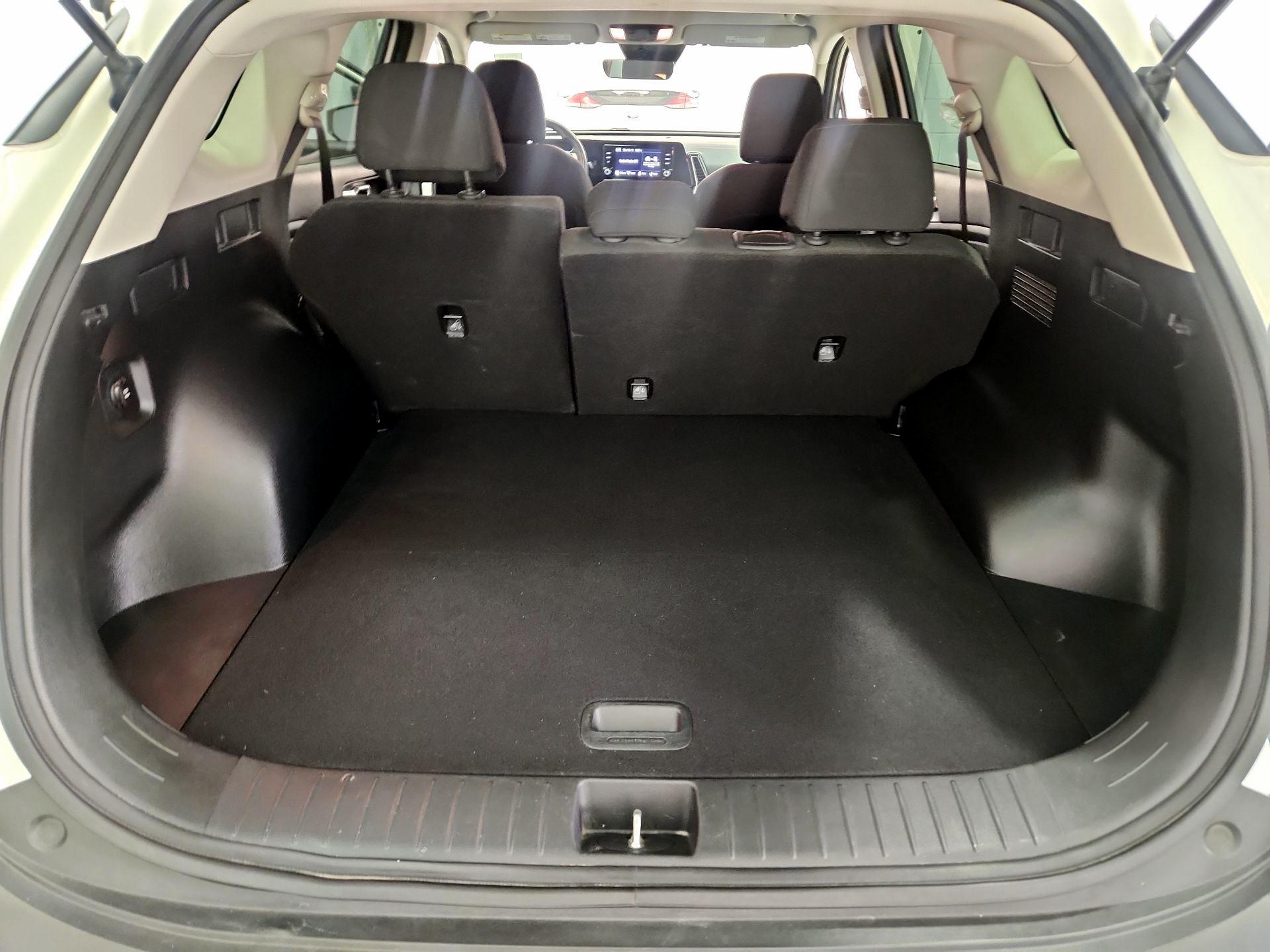 Thumbnail: 2023 Kia Sportage - 20