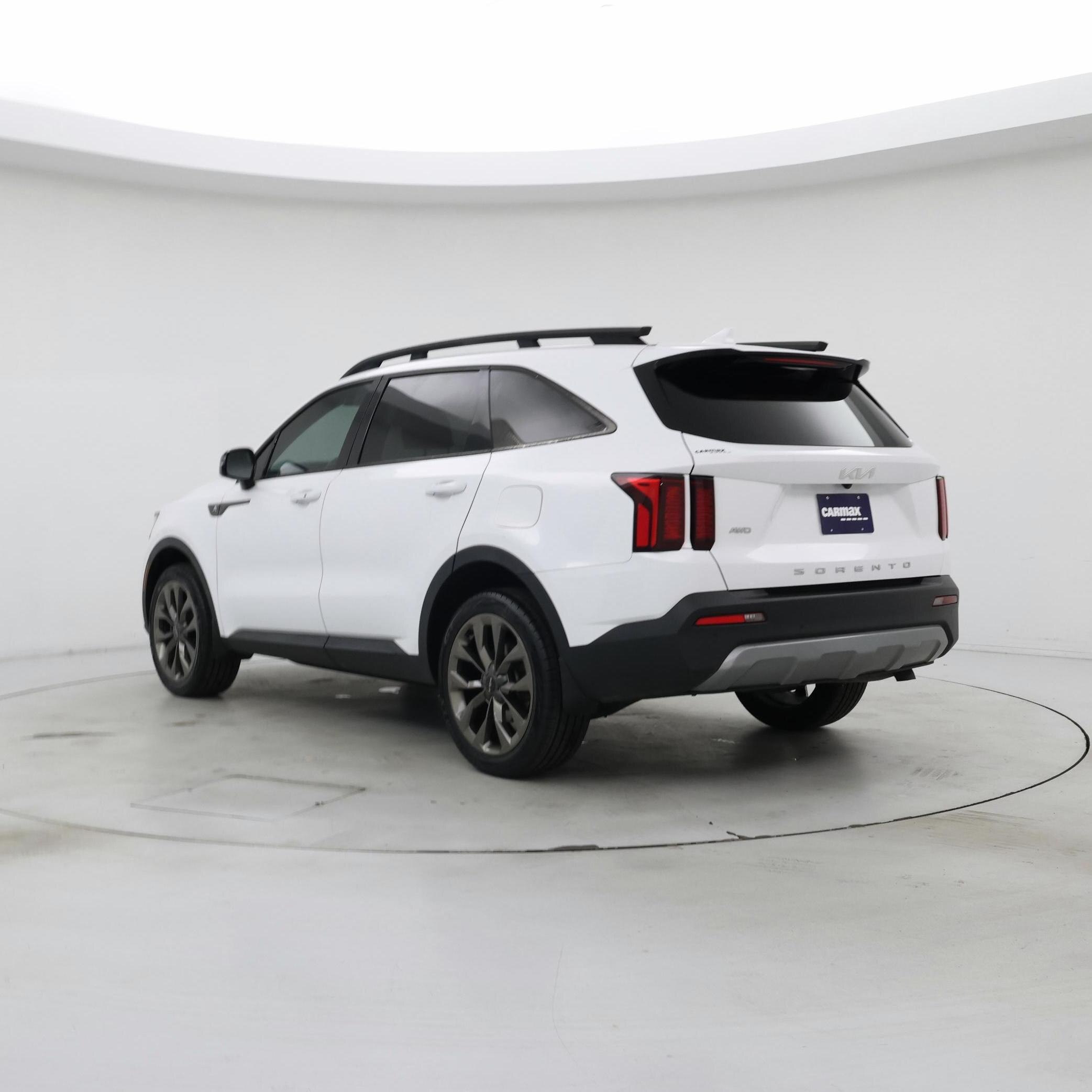 Thumbnail: 2022 Kia Sorento - 2