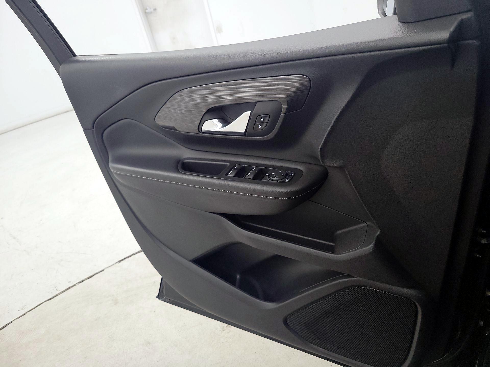 Thumbnail: 2023 GMC Terrain - 12