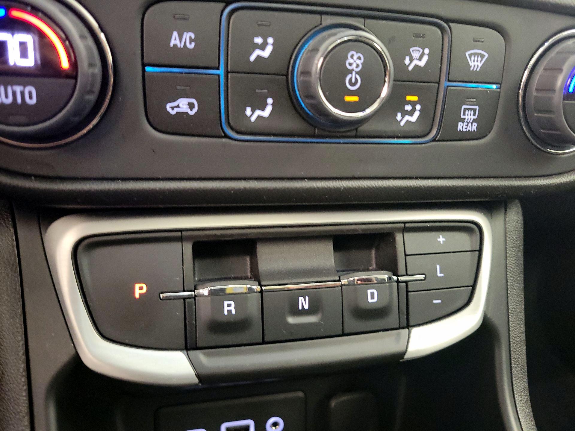 Thumbnail: 2023 GMC Terrain - 17