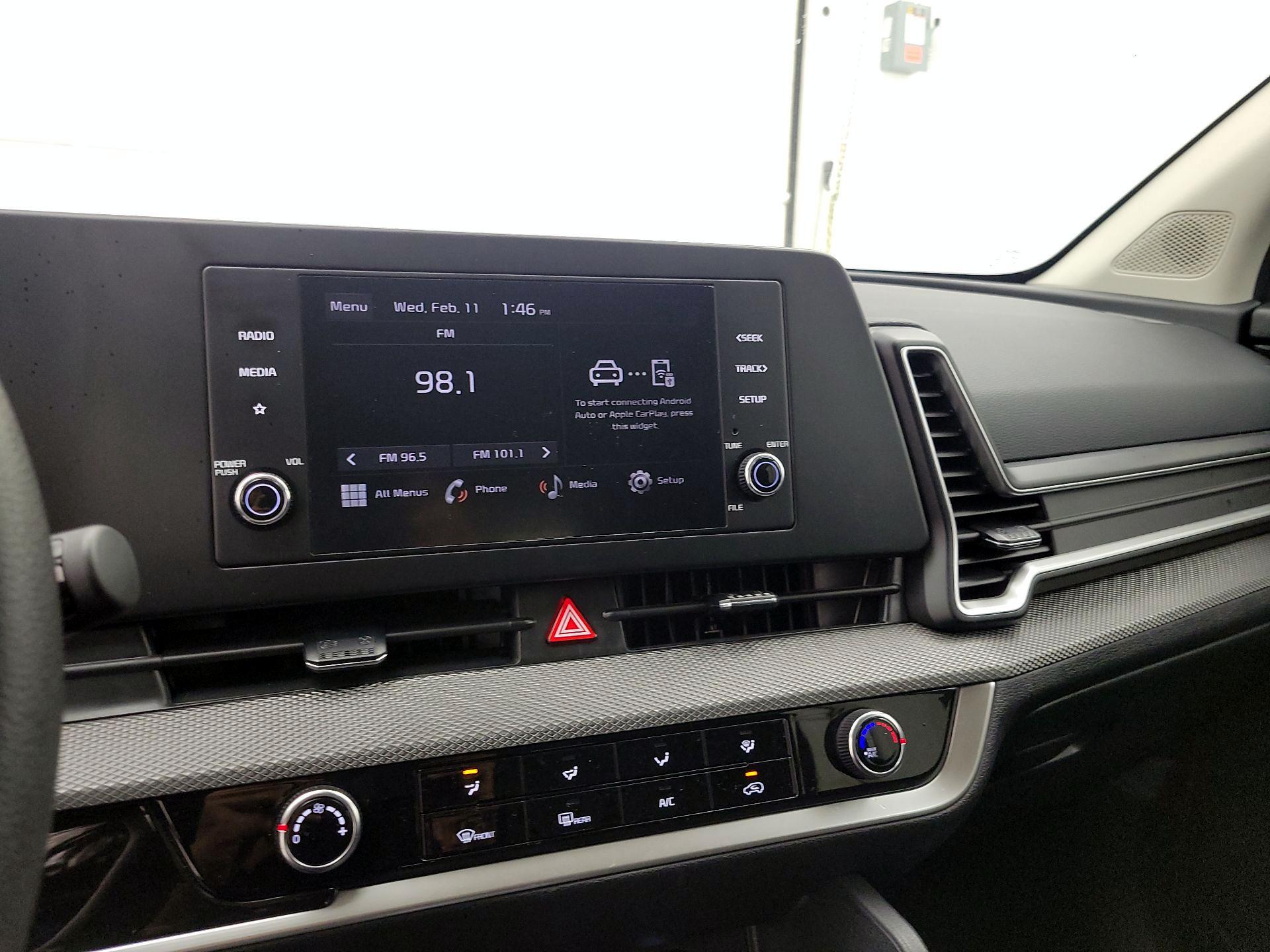 Thumbnail: 2024 Kia Sportage - 16