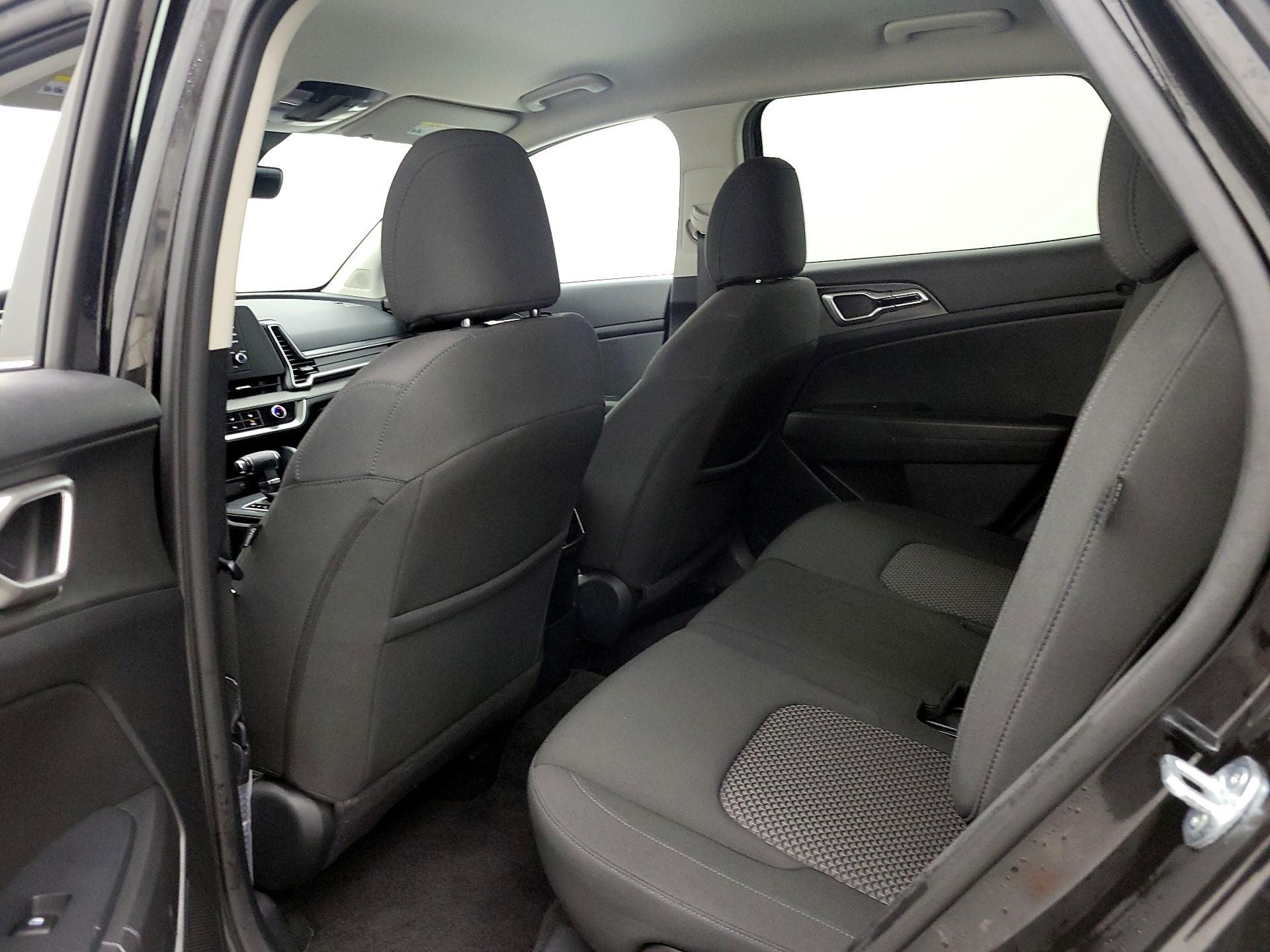 Thumbnail: 2024 Kia Sportage - 19