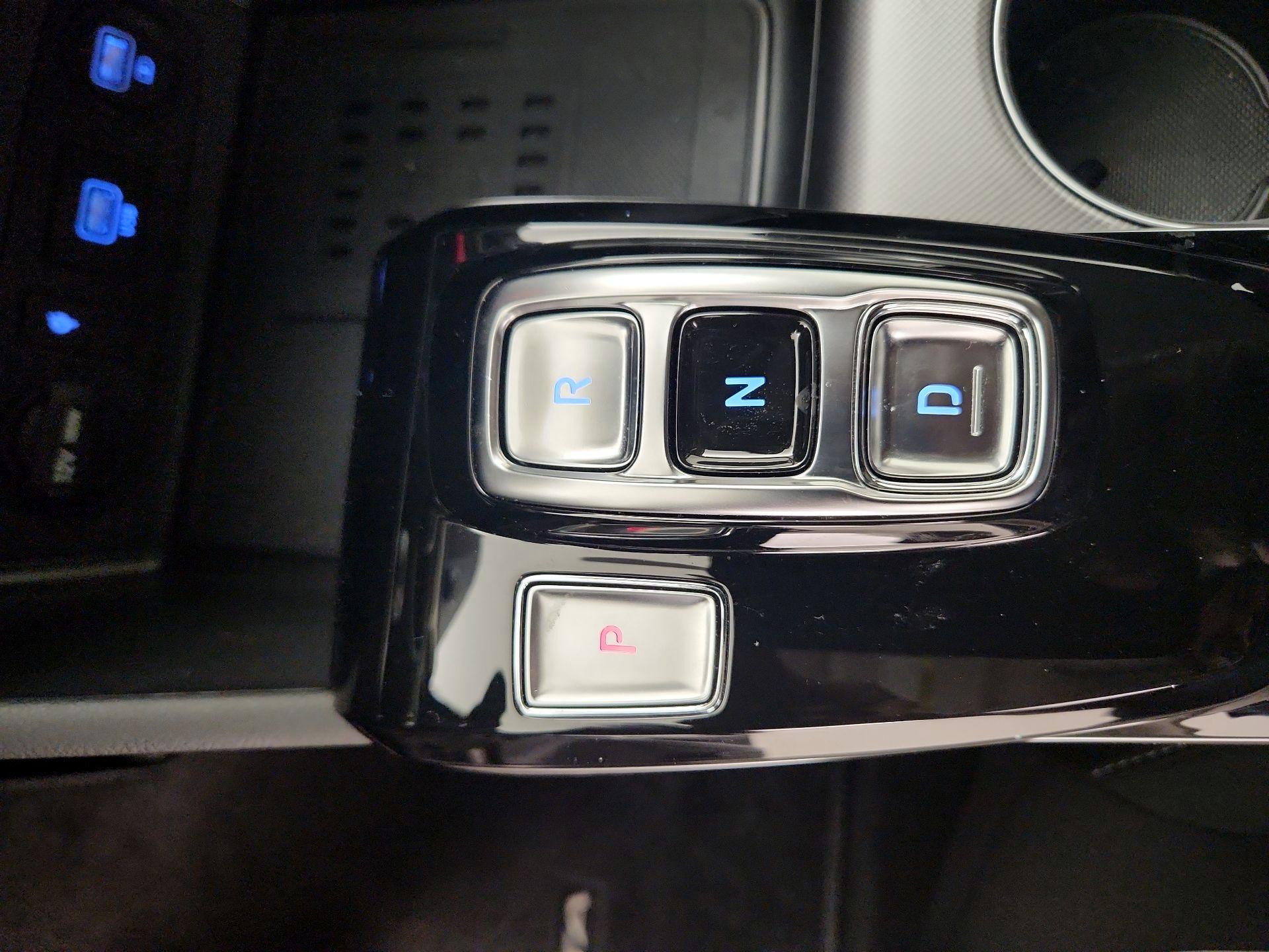 Thumbnail: 2023 Hyundai Sonata - 16