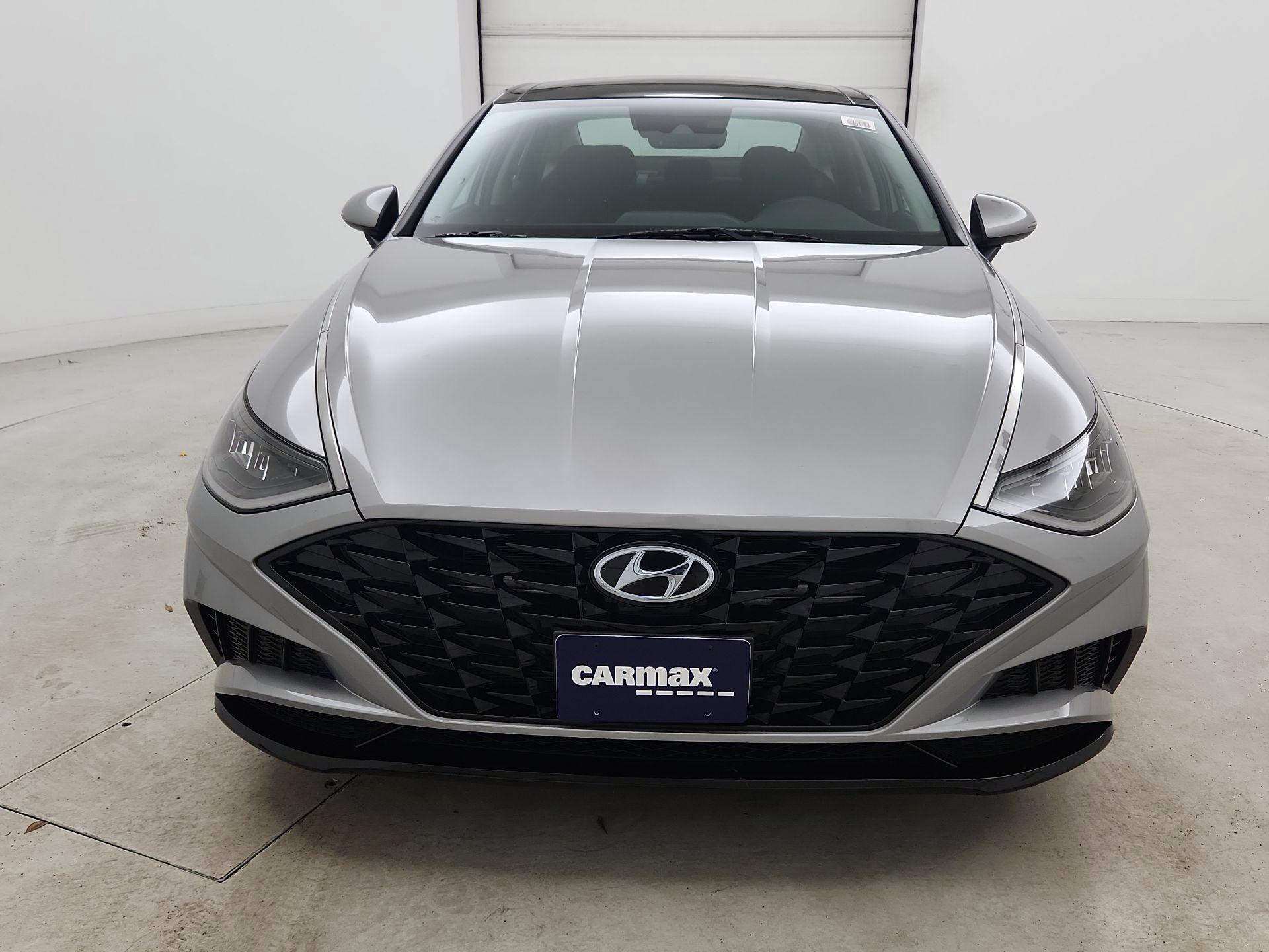 Thumbnail: 2023 Hyundai Sonata - 2