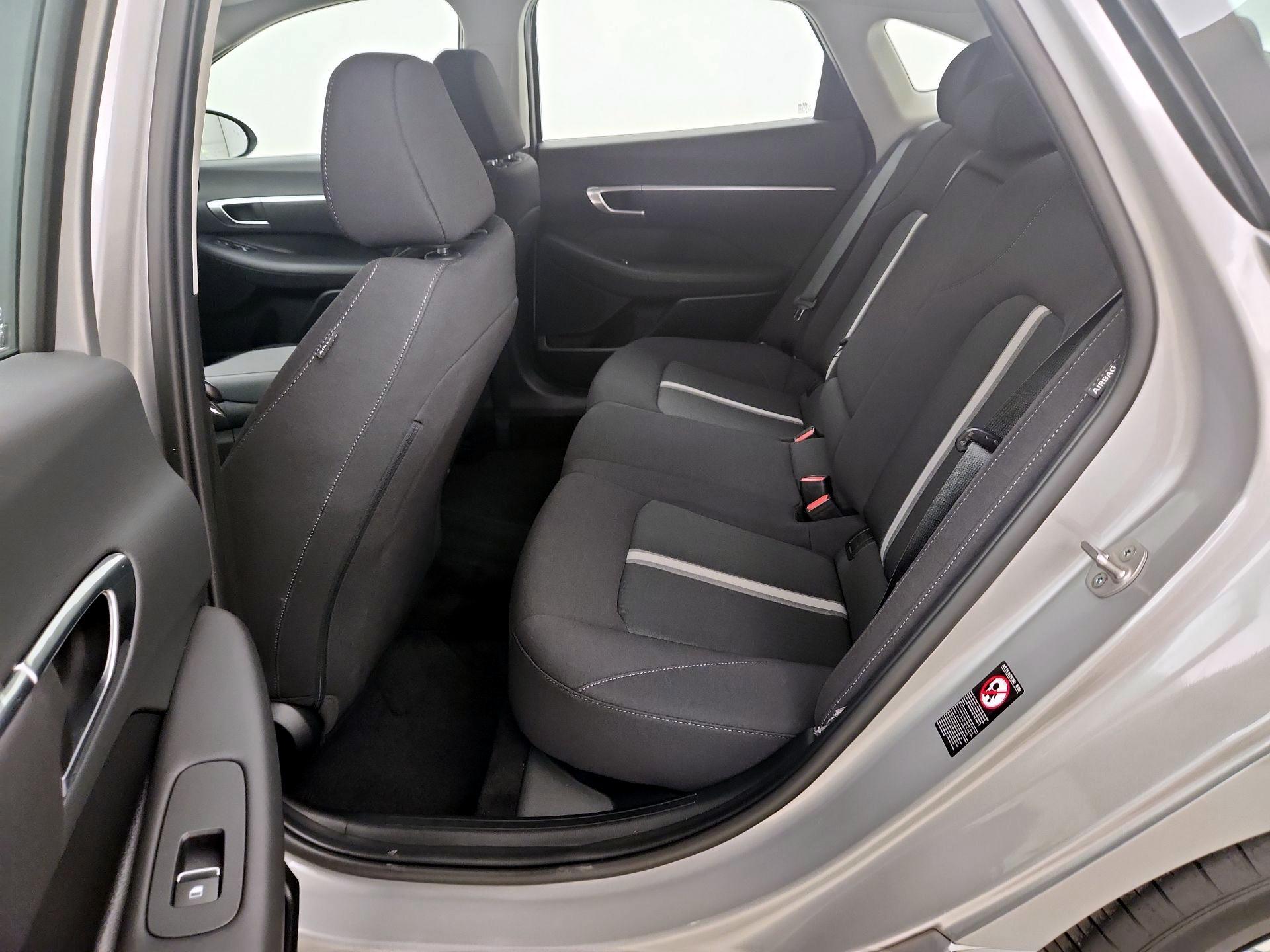 Thumbnail: 2023 Hyundai Sonata - 19