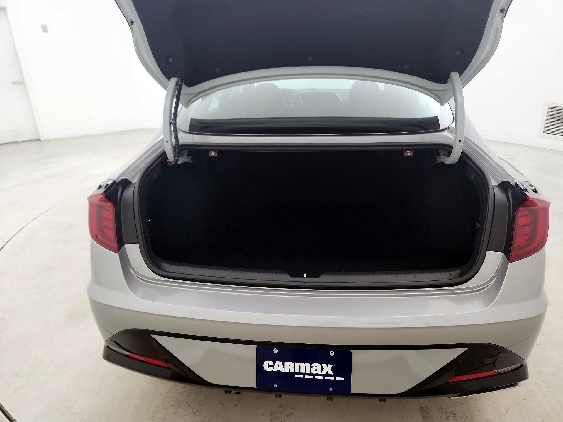 Thumbnail: 2023 Hyundai Sonata - 20