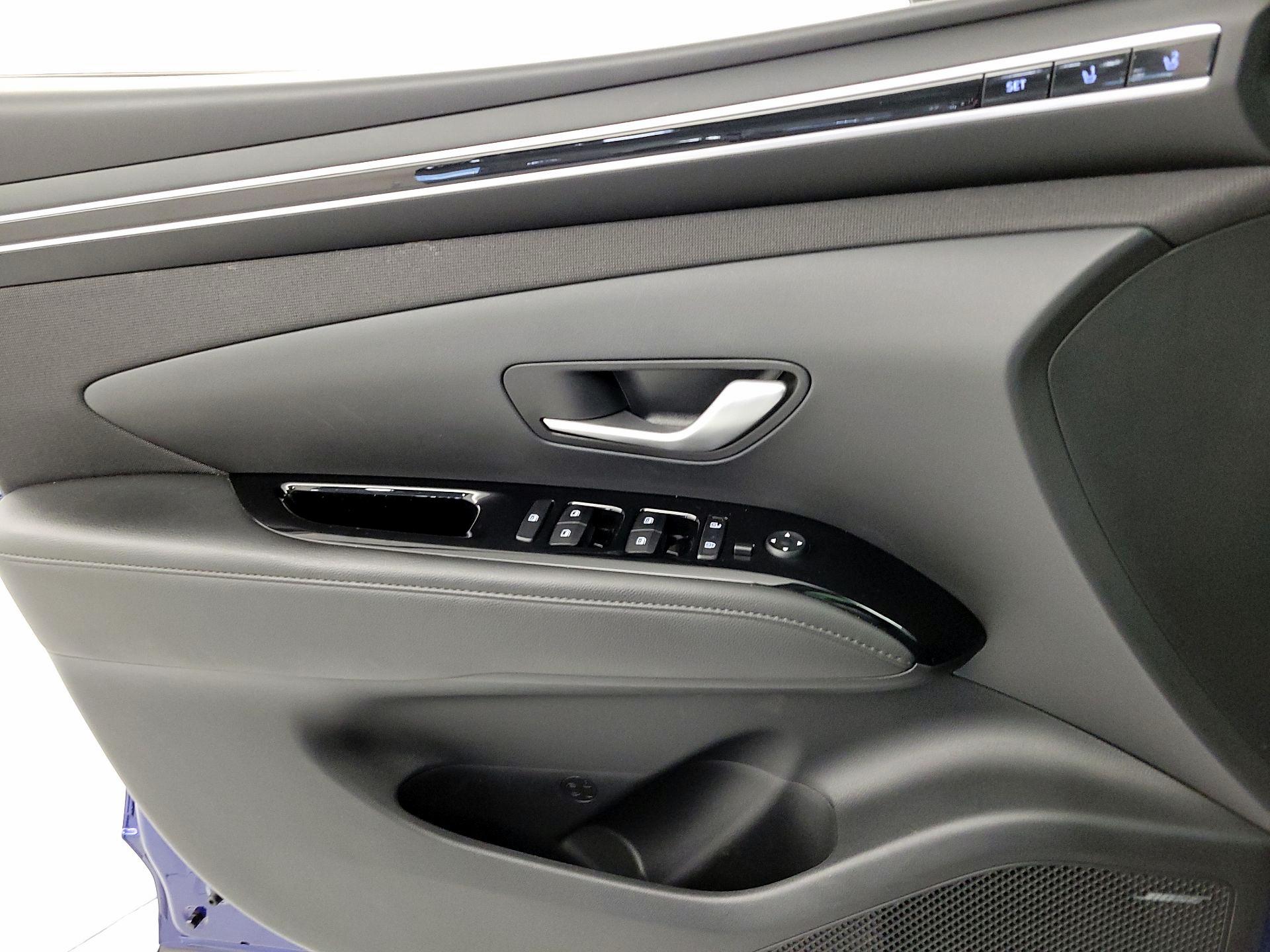 Thumbnail: 2023 Hyundai Tucson - 12