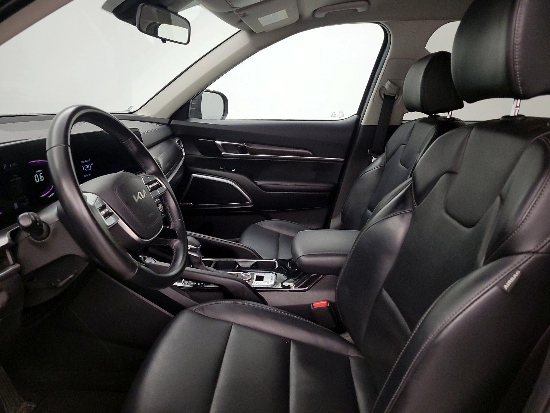 Thumbnail: 2023 Kia Telluride - 11