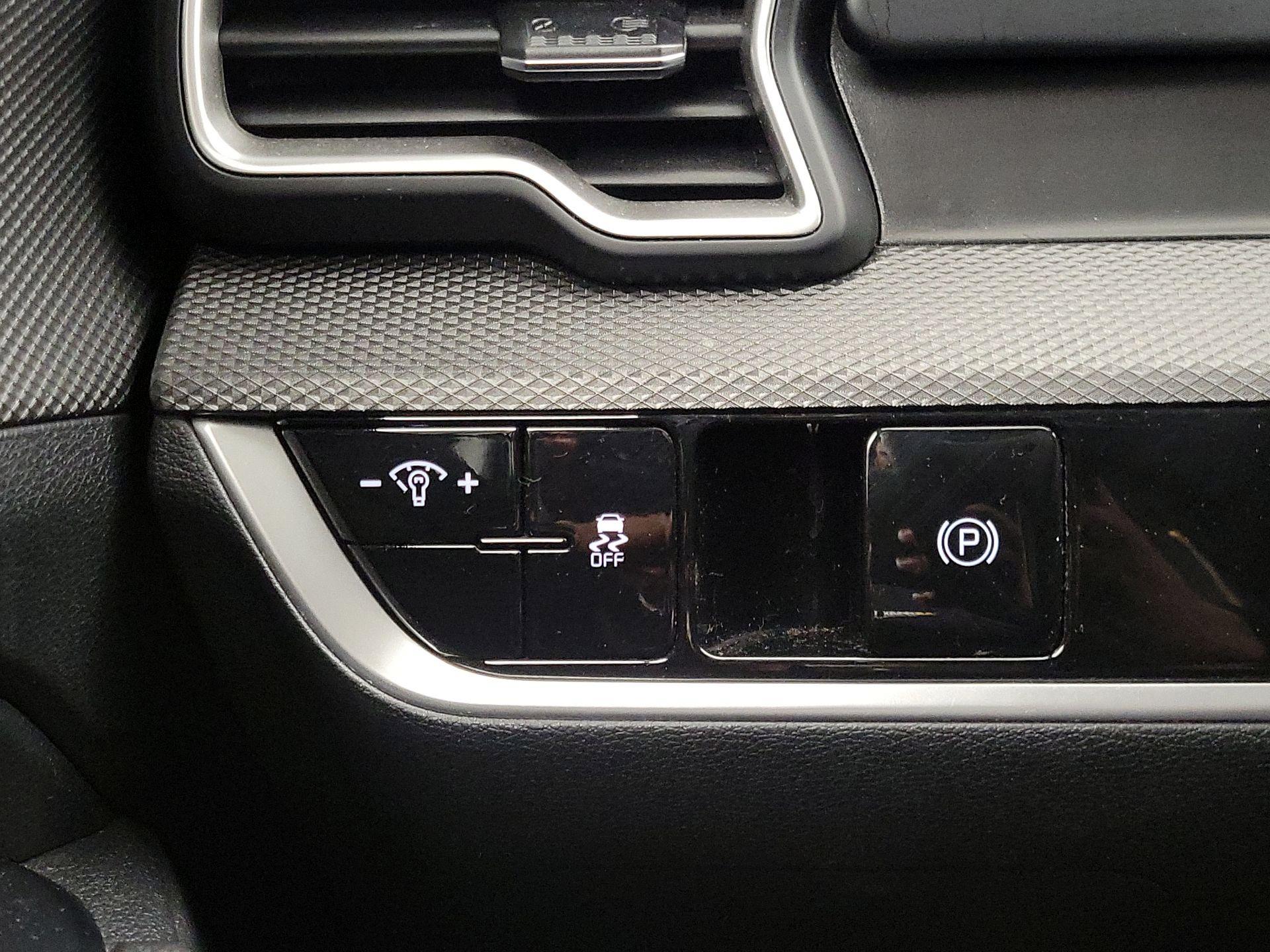 Thumbnail: 2024 Kia Sportage - 13