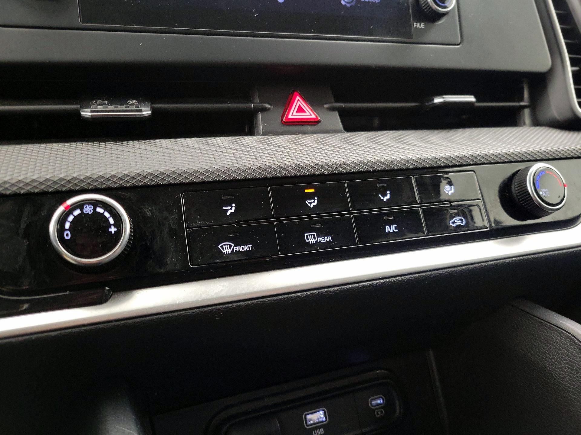 Thumbnail: 2024 Kia Sportage - 16