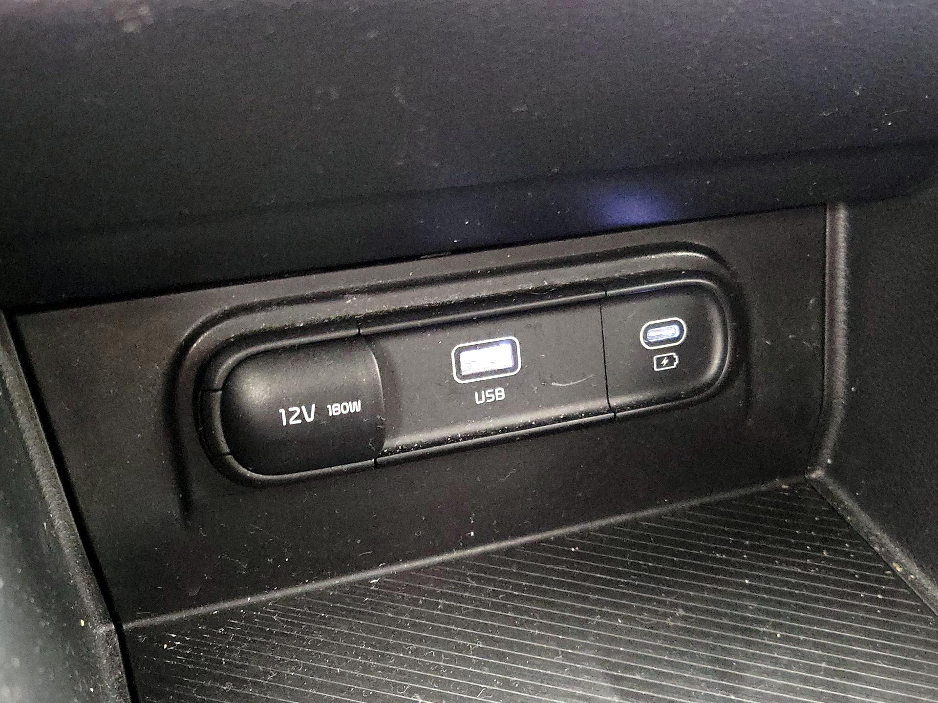 Thumbnail: 2024 Kia Sportage - 18