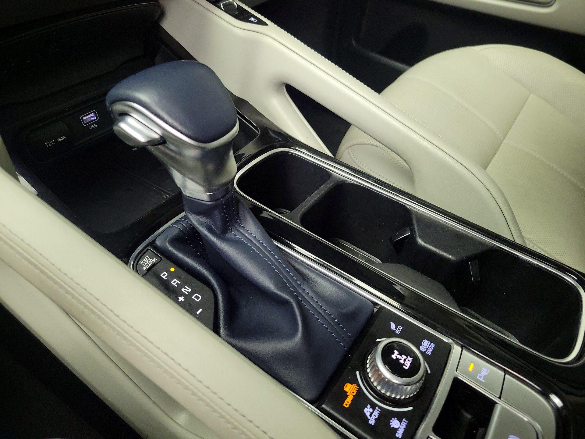 Thumbnail: 2023 Kia Telluride - 17