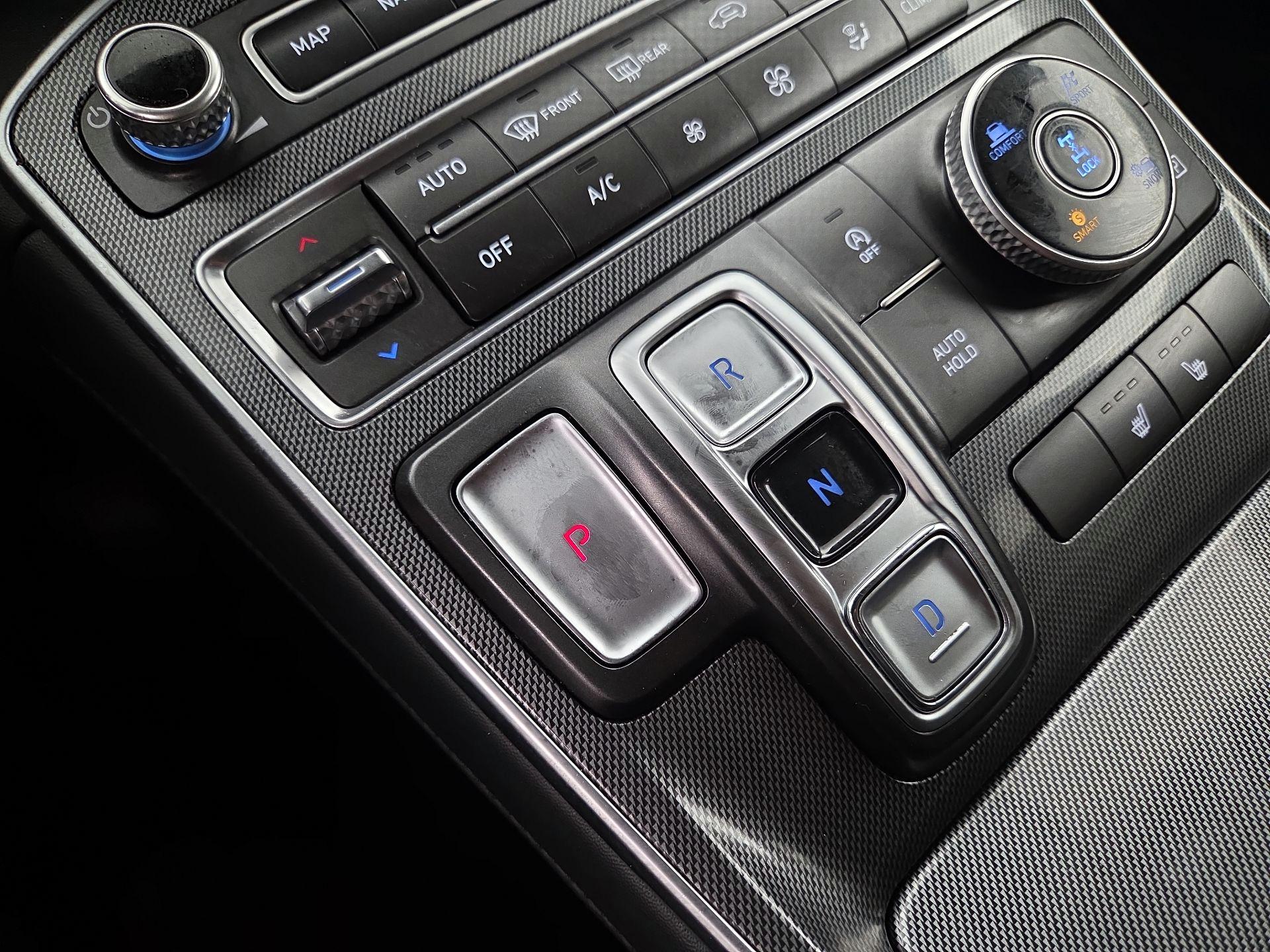 Thumbnail: 2023 Hyundai Santa Fe - 18