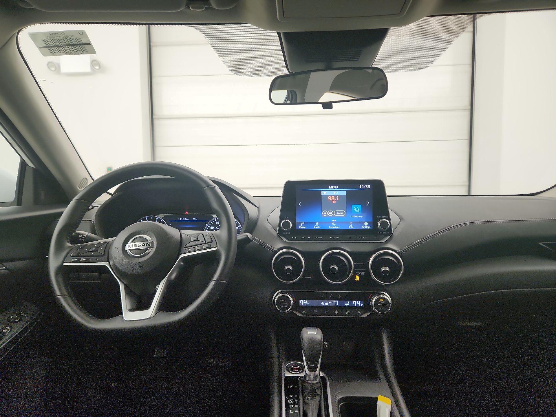 Thumbnail: 2023 Nissan Sentra - 9