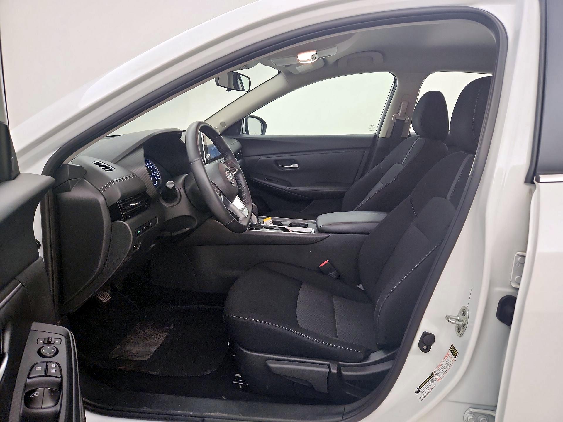 Thumbnail: 2023 Nissan Sentra - 11