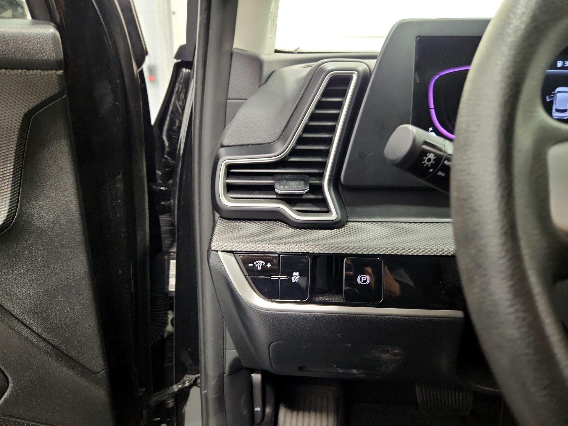 Thumbnail: 2024 Kia Sportage - 13