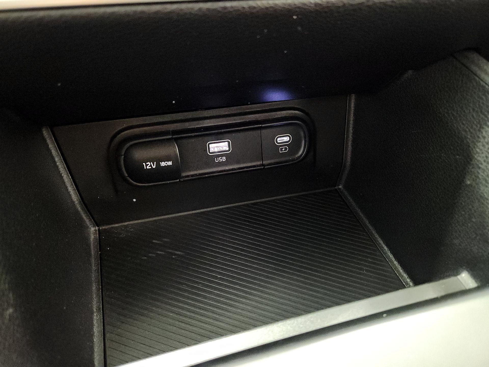 Thumbnail: 2024 Kia Sportage - 18