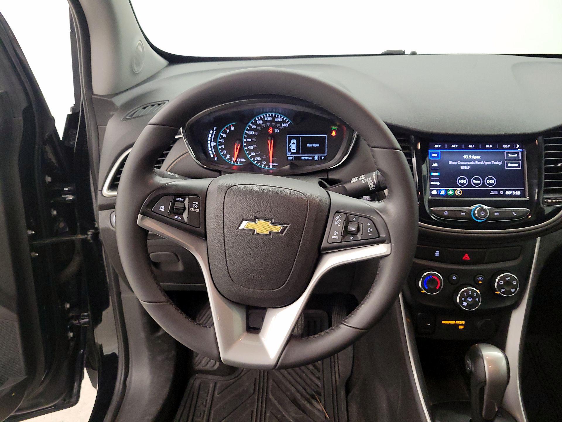 Thumbnail: 2020 Chevrolet Trax - 10